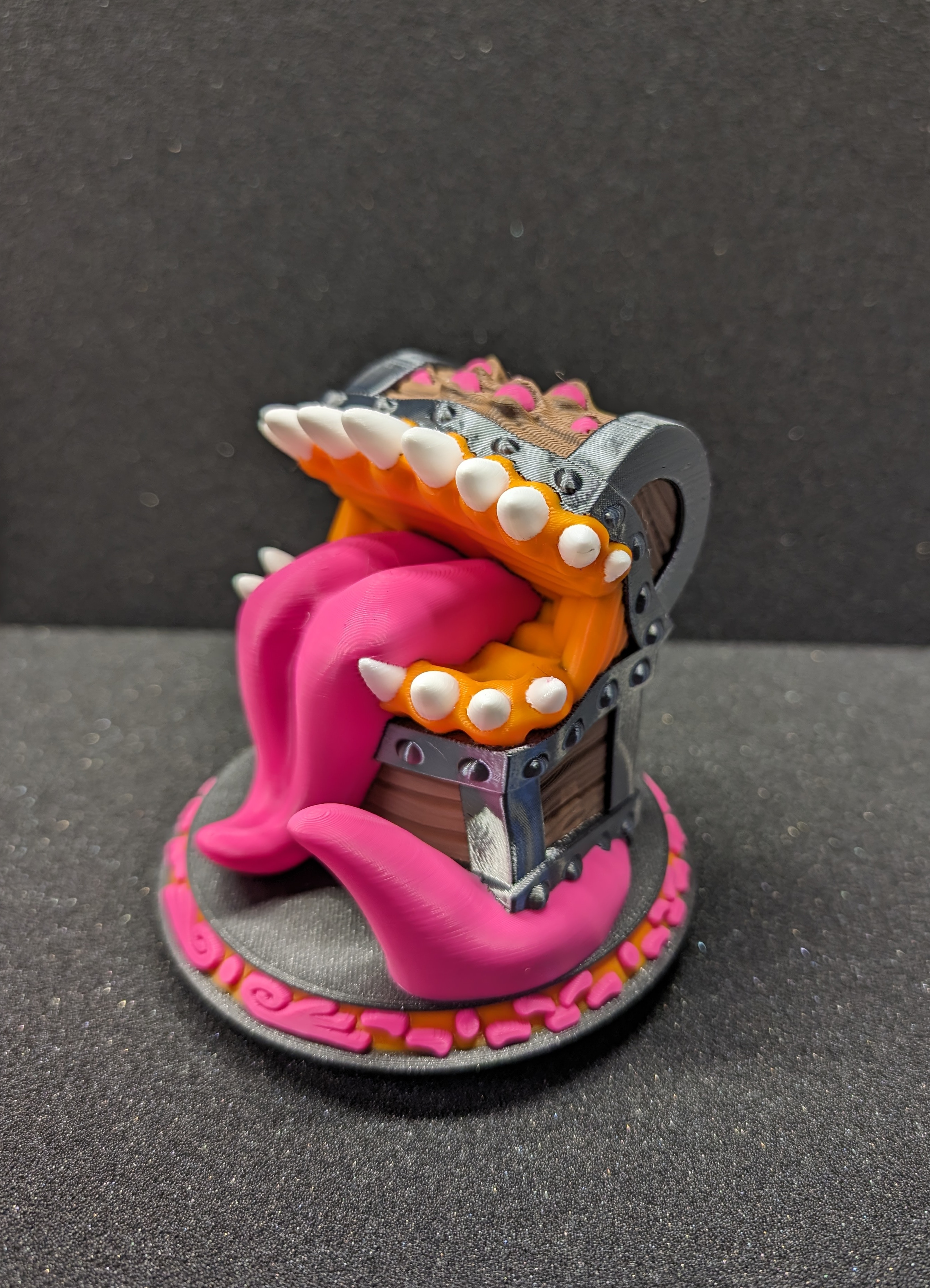 Multicolor Mimic Chest — thumbnail 2