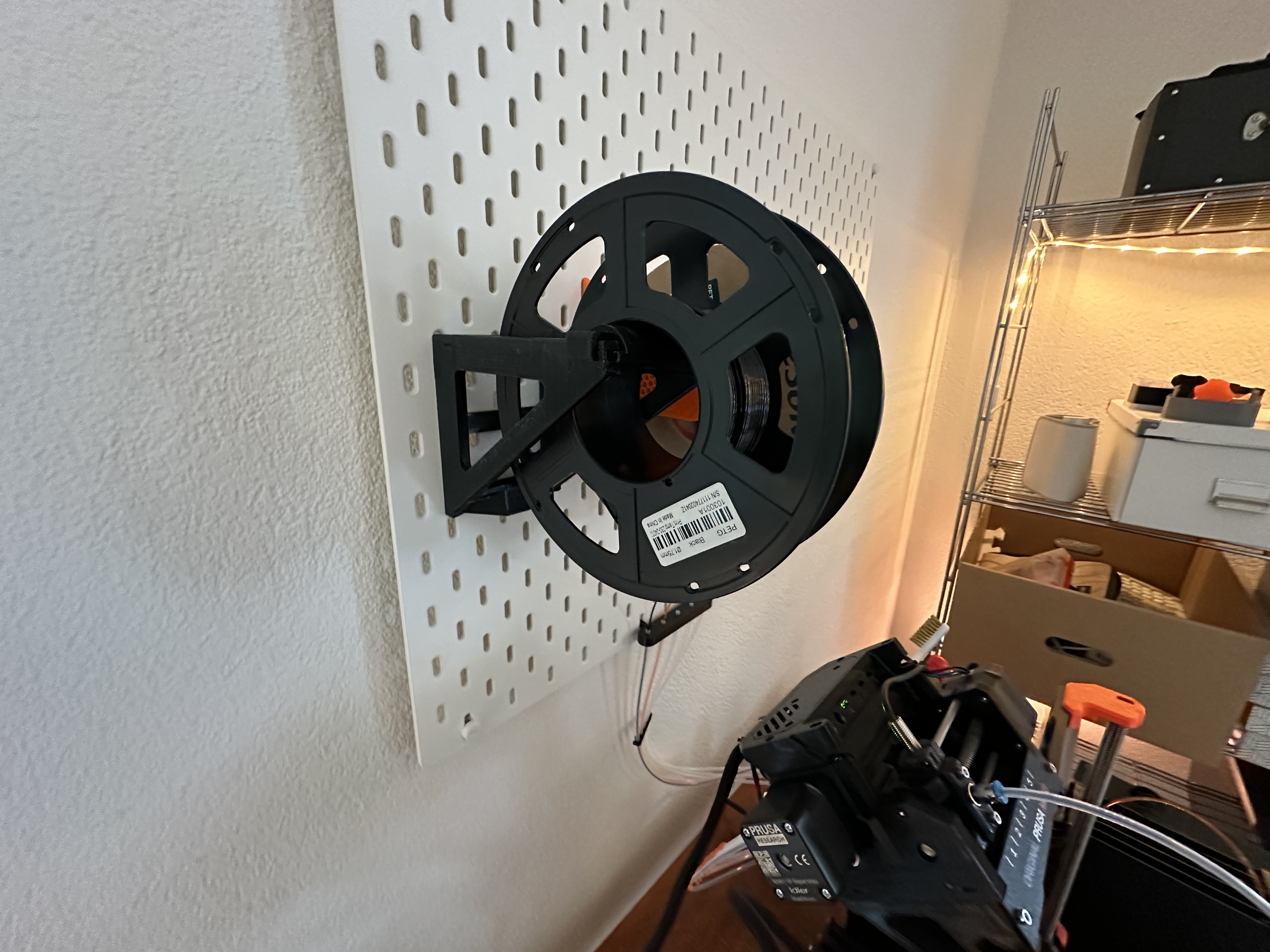 IKEA Skadis Spool Holder Remix enhanced with PTFE-Holder for MMU