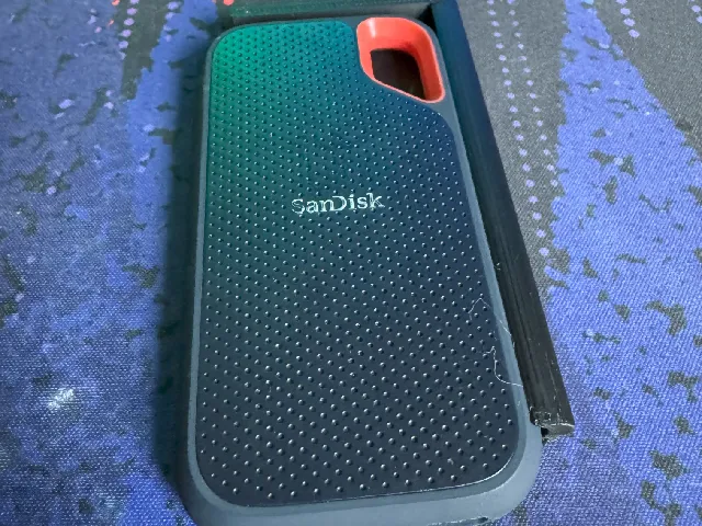 Smallrig Blackmagic 6K 6K Pro Cage Sandisk Extreme SSD Adapter