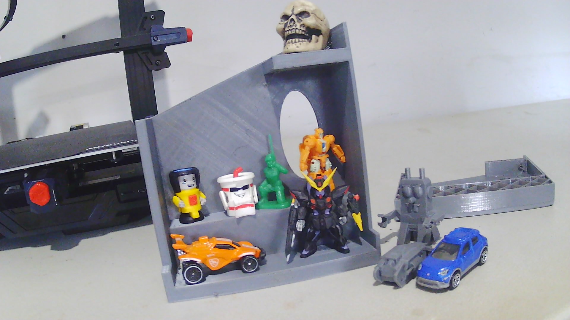 Desktop Display Shelf for small items