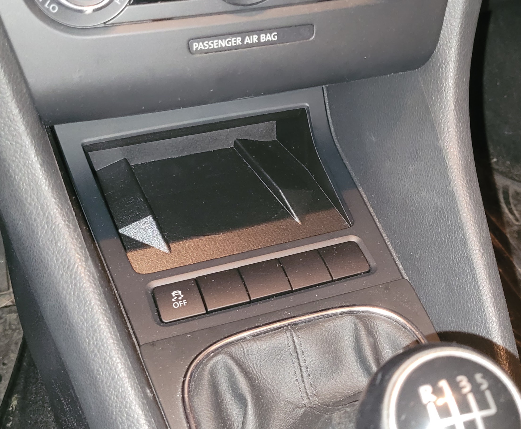 Volkswagen Golf 6 Wireless Phone Charging Console (Ashtray Replacement)