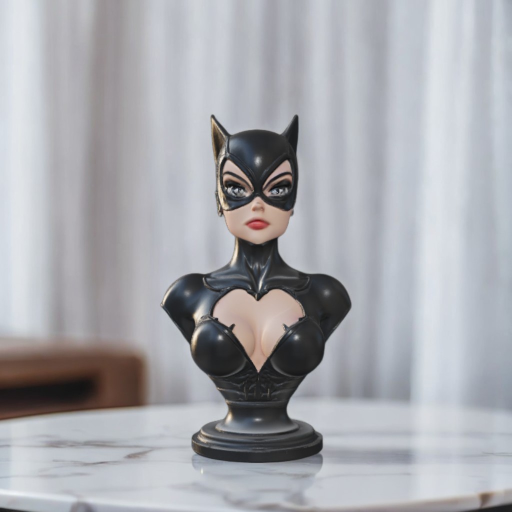 Bust Catwoman