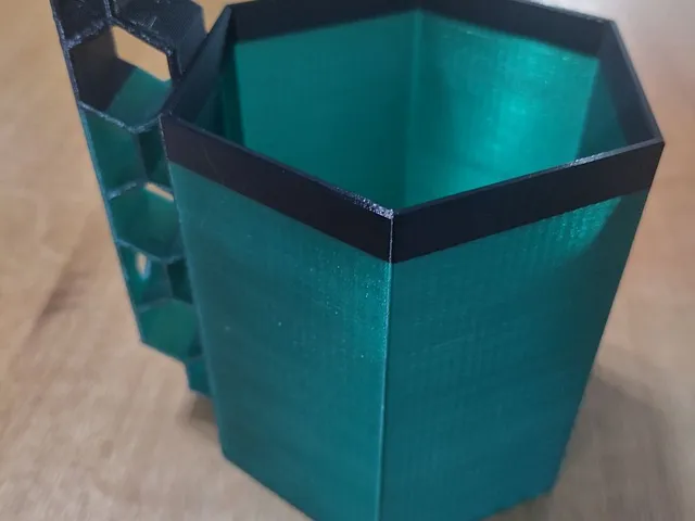 Dry Toothbrush Cup - Hexagonal edition