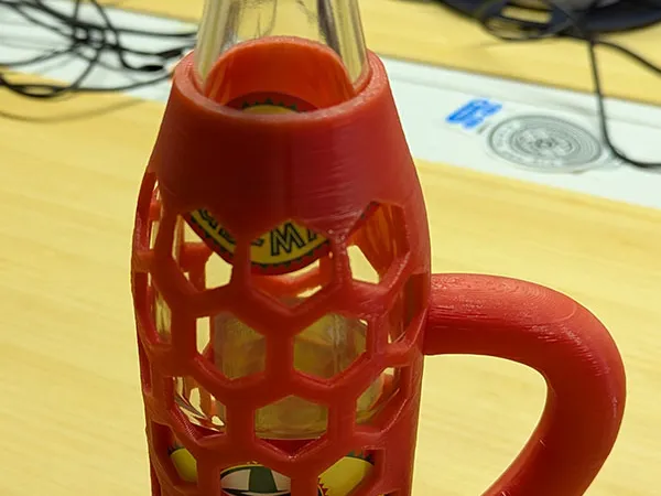 Mate Hood