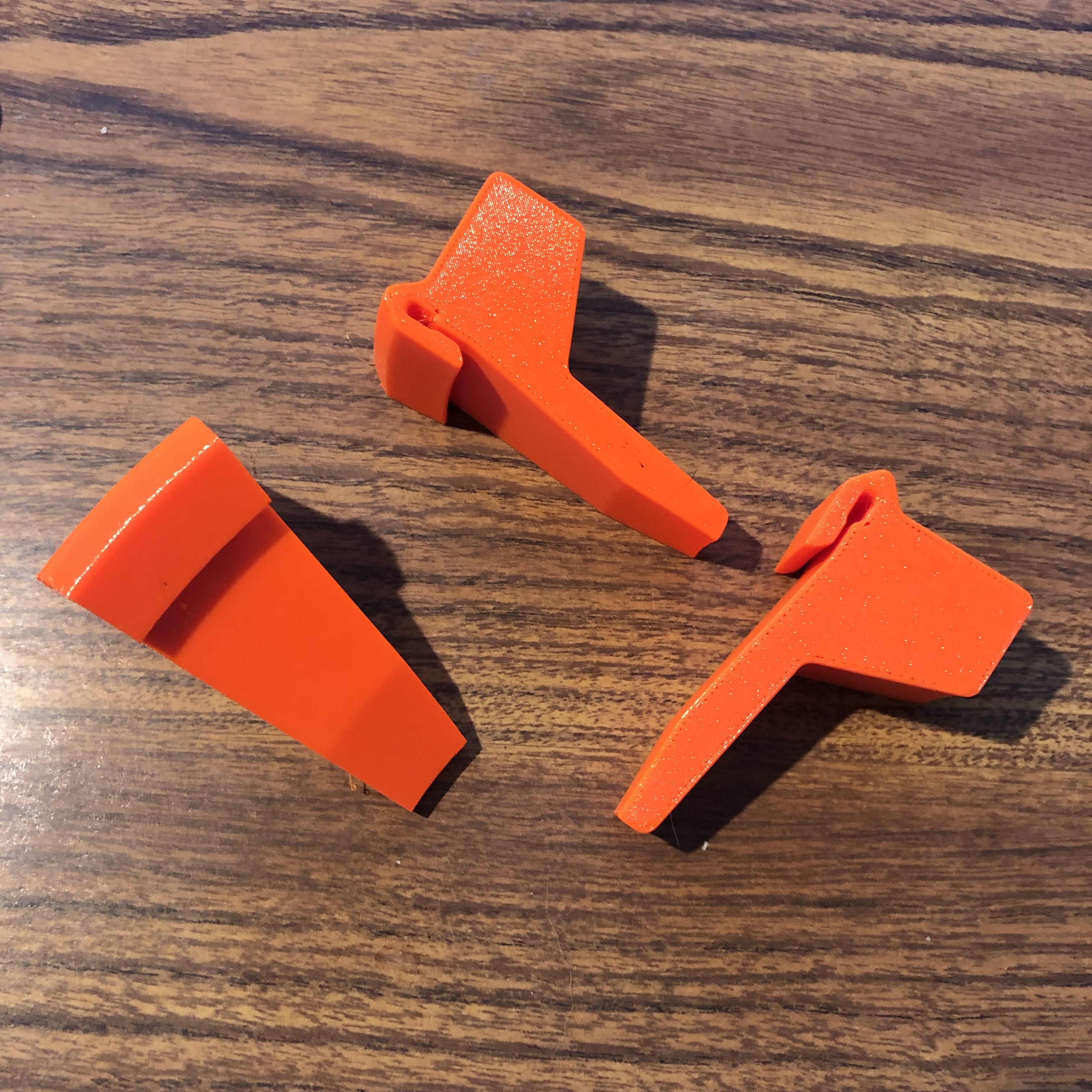 Simple Dog Bowl Riser — thumbnail 2
