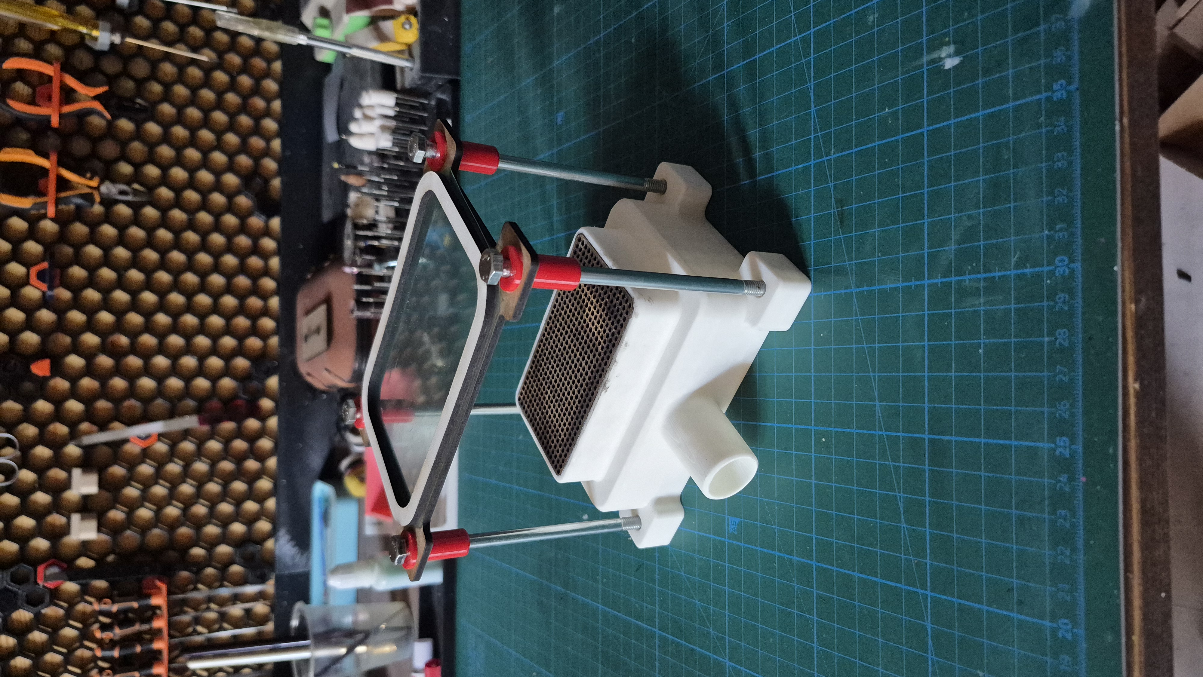 Miniatura 2 do modelo 3D Vacuum Forming Tool