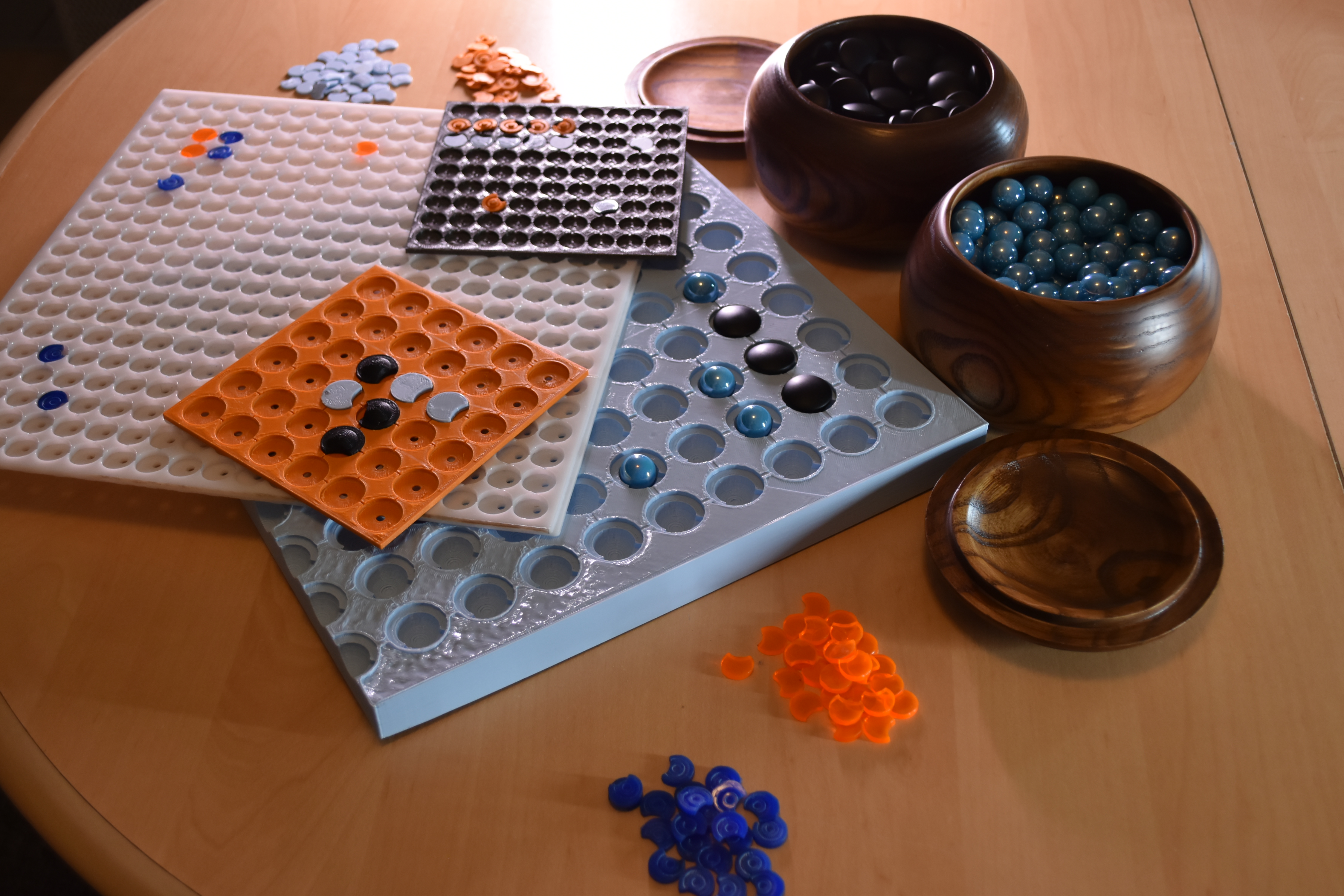 Go / Weiqi for blind people with real stones and marbles