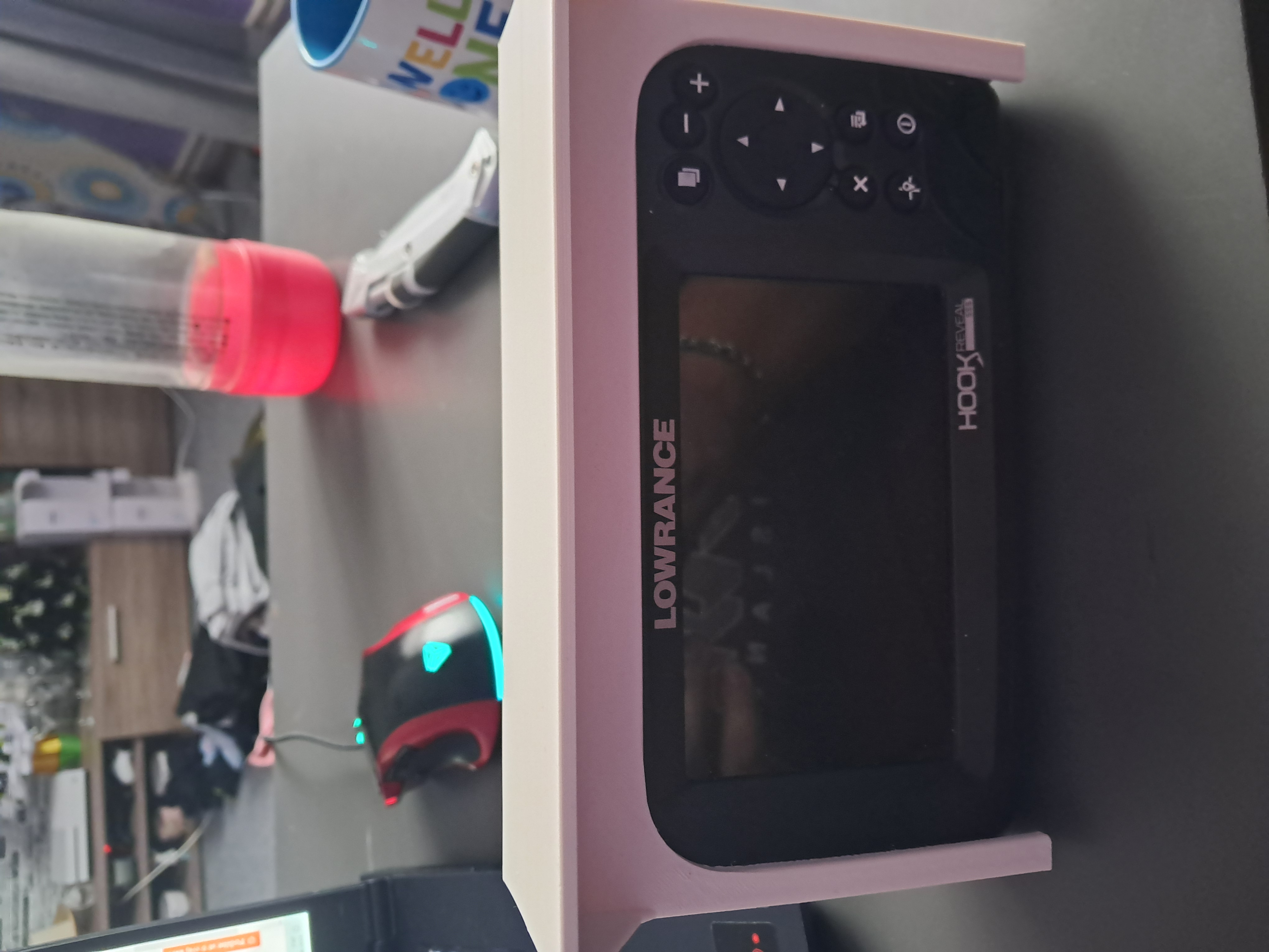 Cover Lowrance hook 5