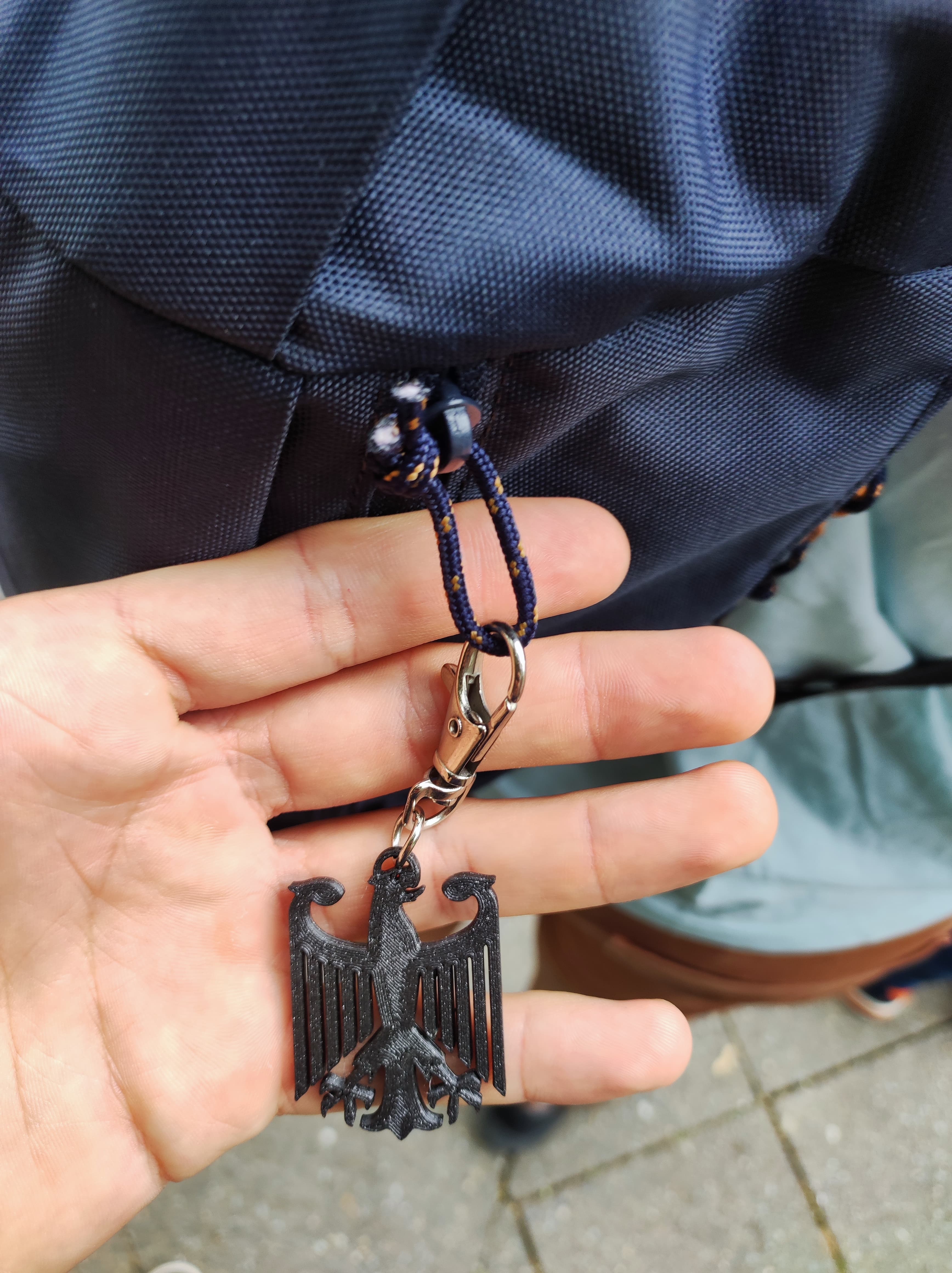 Miniatura 2 do modelo 3D Eagle keychain