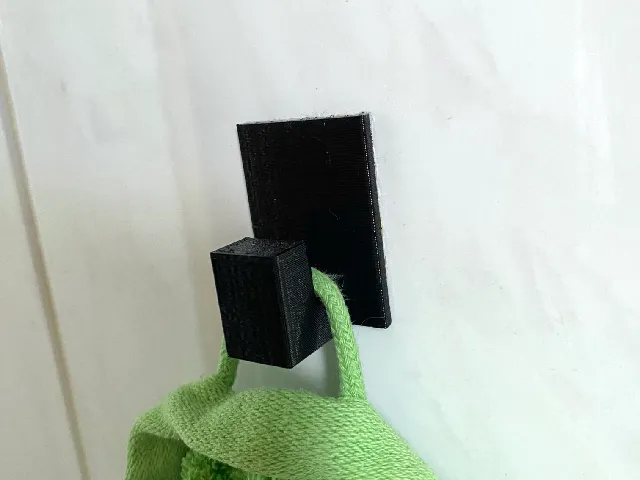 cubic towel hook/ würfelförmiger Handtuchhaken