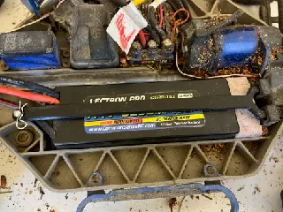 Traxxas Slash Battery Holder