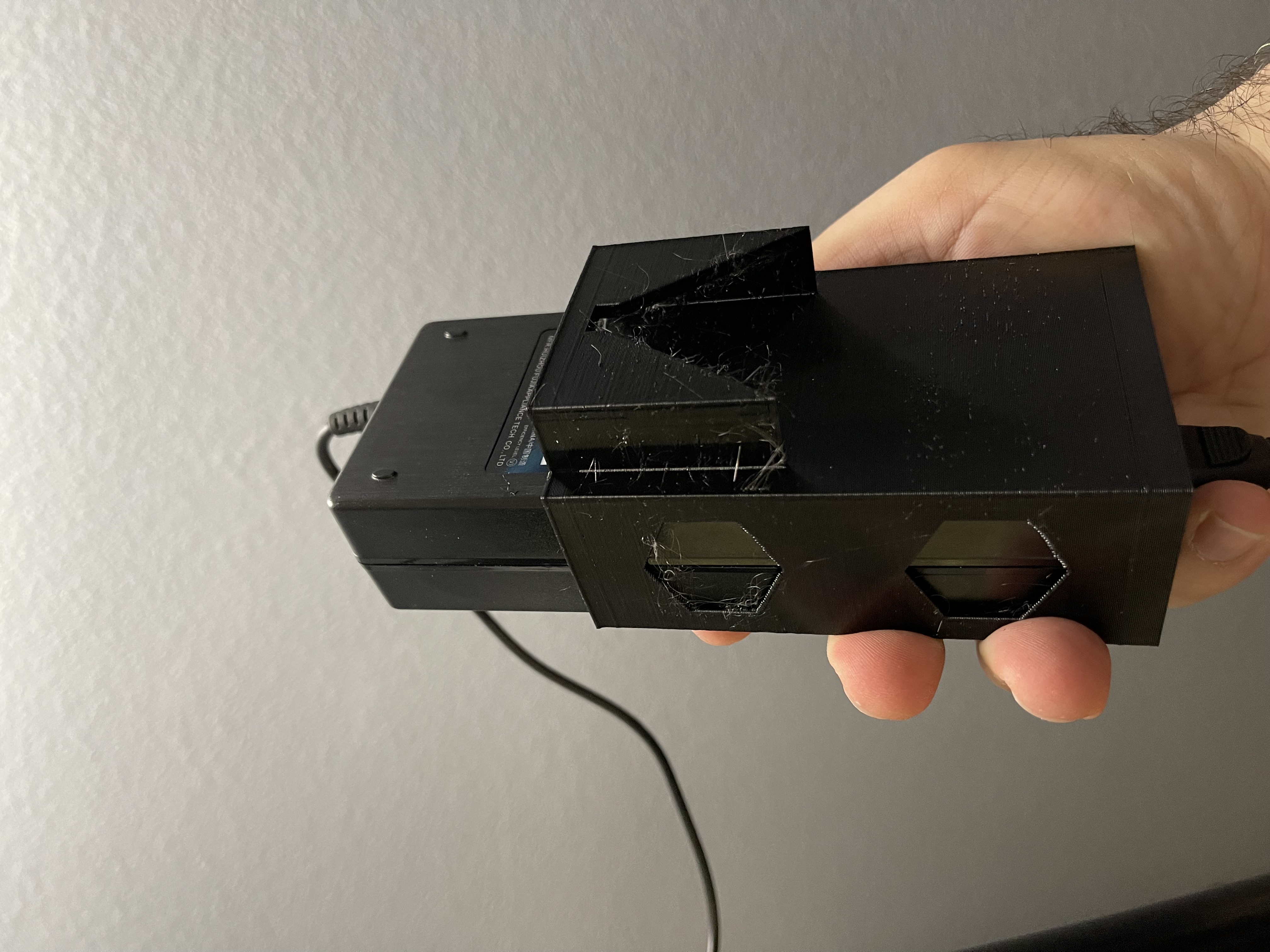 Godox ML-60 power supply holder