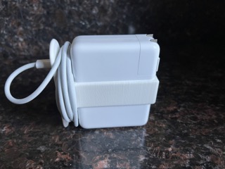 140W USB-C Power Adapter M1 Max charger cable