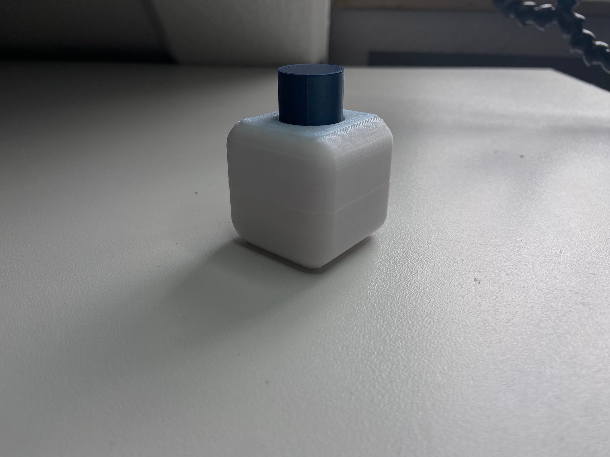 Miniatura 4 do modelo 3D Fidget Toy Button