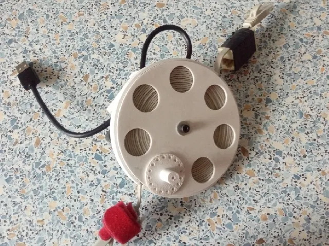 Reel for 5m flat cable