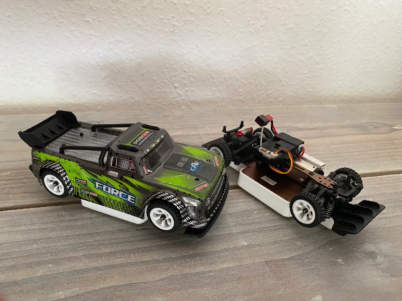 WLToys - Work/Display Stand (K969, K989, 284131, ) by K3NPrusa