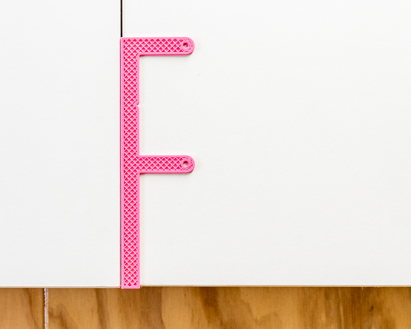 CUPBOARD HANDLE DRILLING TEMPLATE