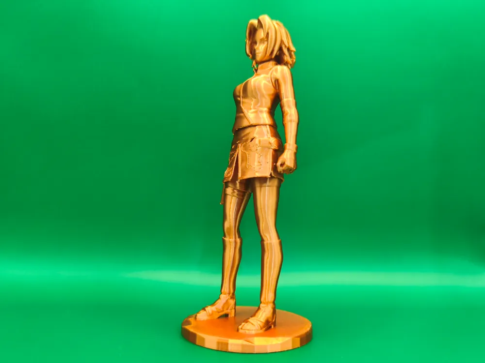 Sakura Haruno figure
