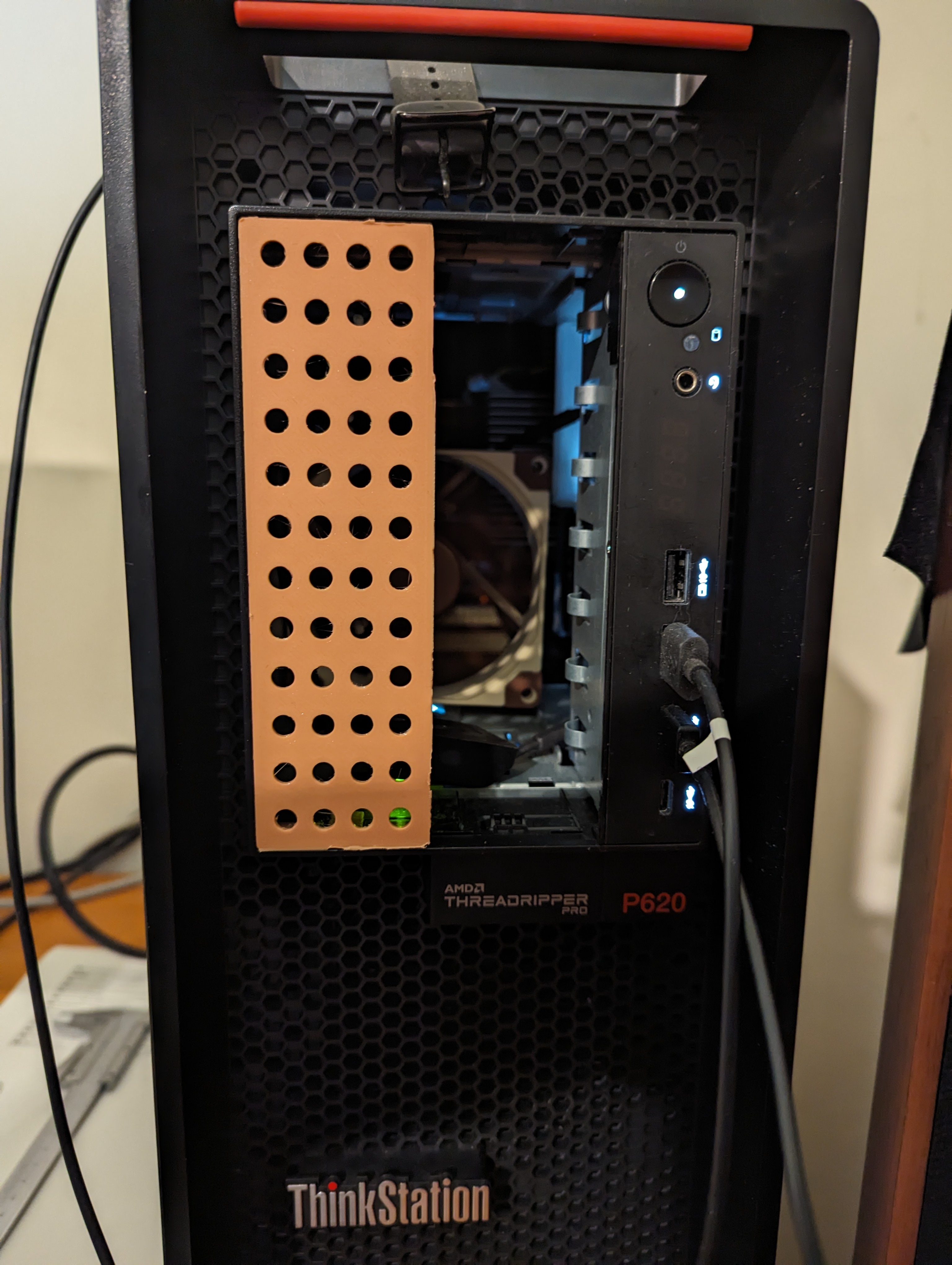 Thinkstation P620 5.25" ventilated cover
