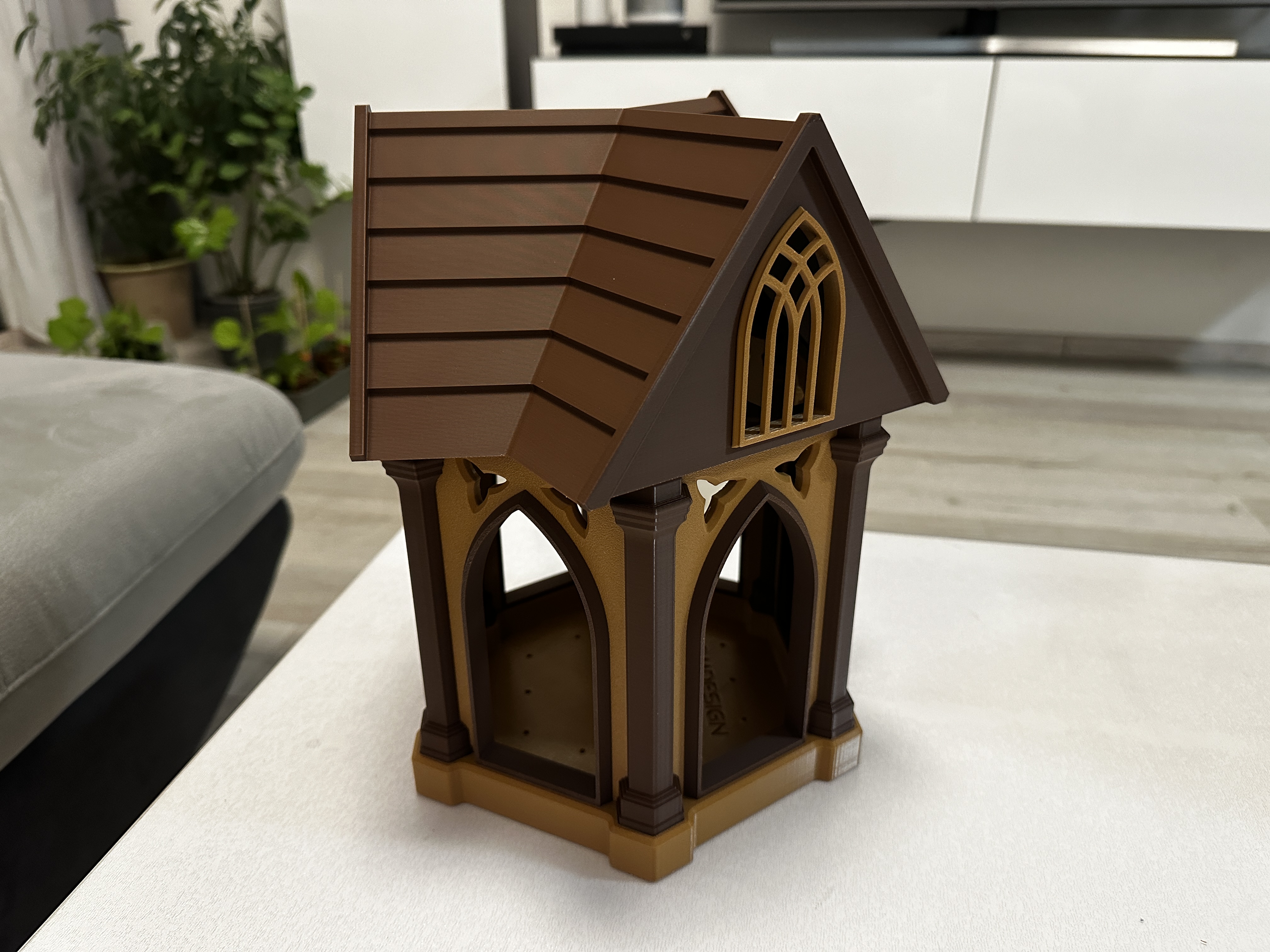 Miniatura 4 do modelo 3D Gothic Bird Feeder - Fully Printable
