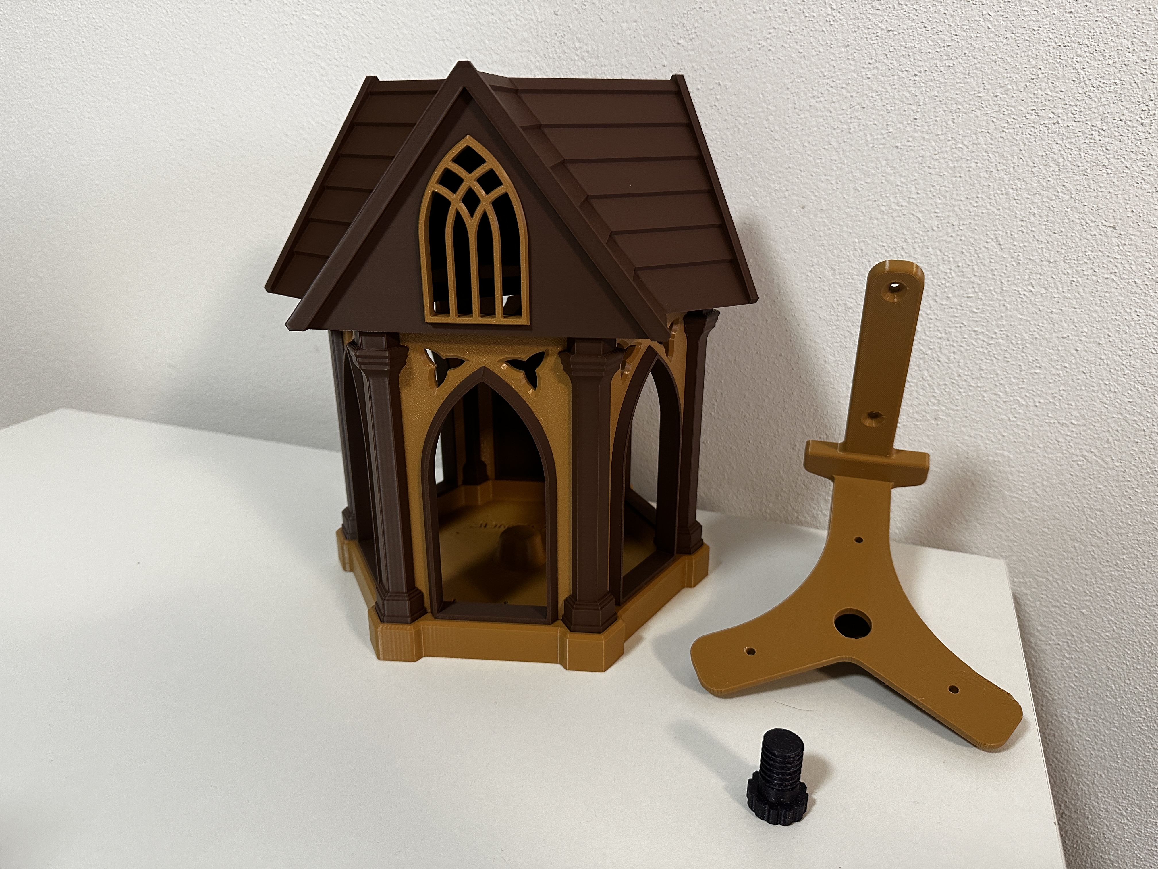 Miniatura 7 do modelo 3D Gothic Bird Feeder - Fully Printable