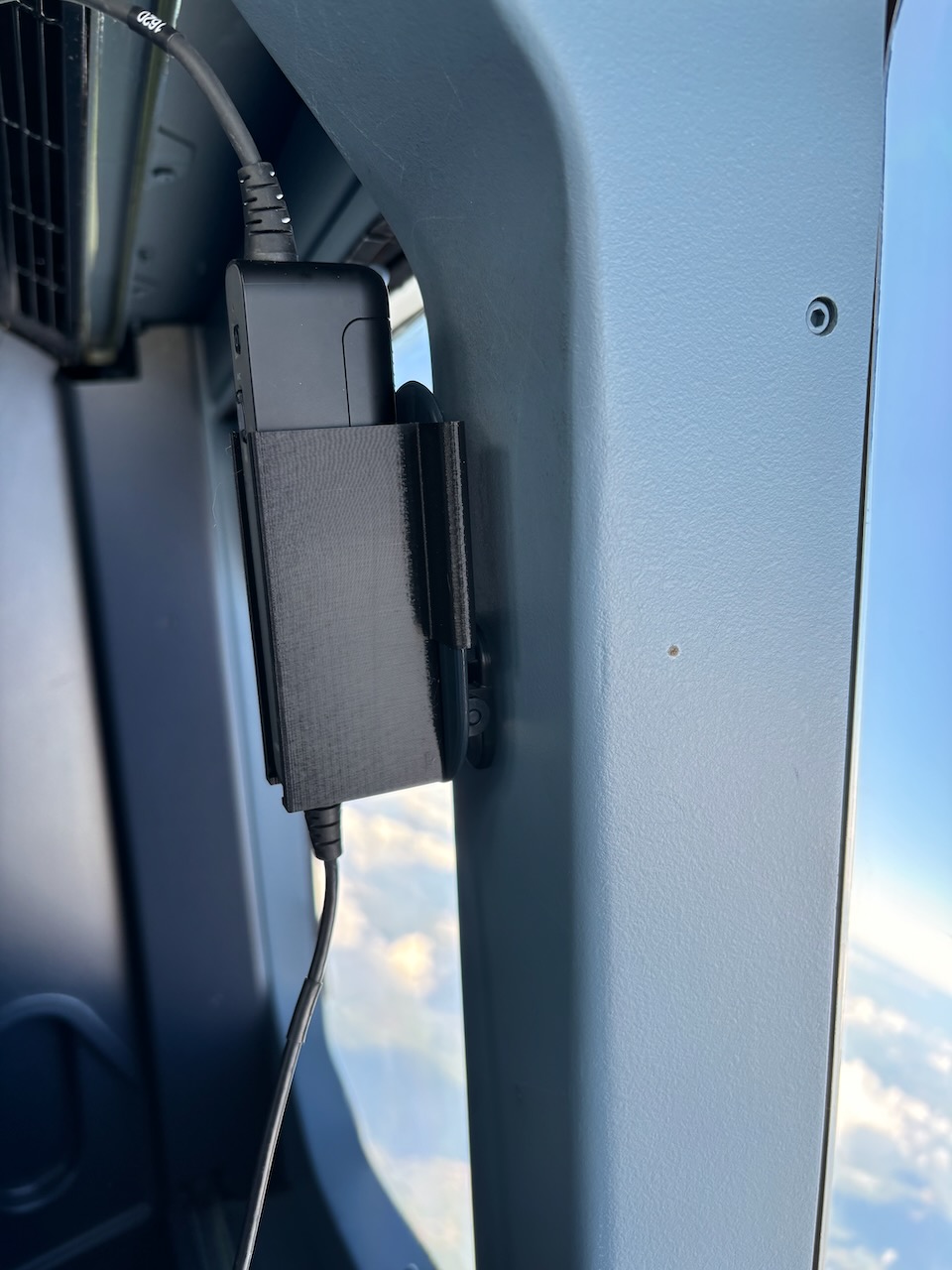 Pro Flight 2 Module Stand Airbus holder for Bose ProFlight 2 electronics module by Stefan ...