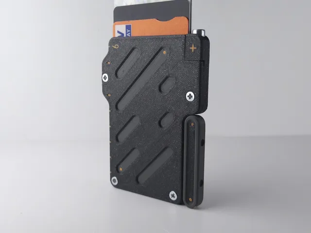 Wallie - Lever action Wallet