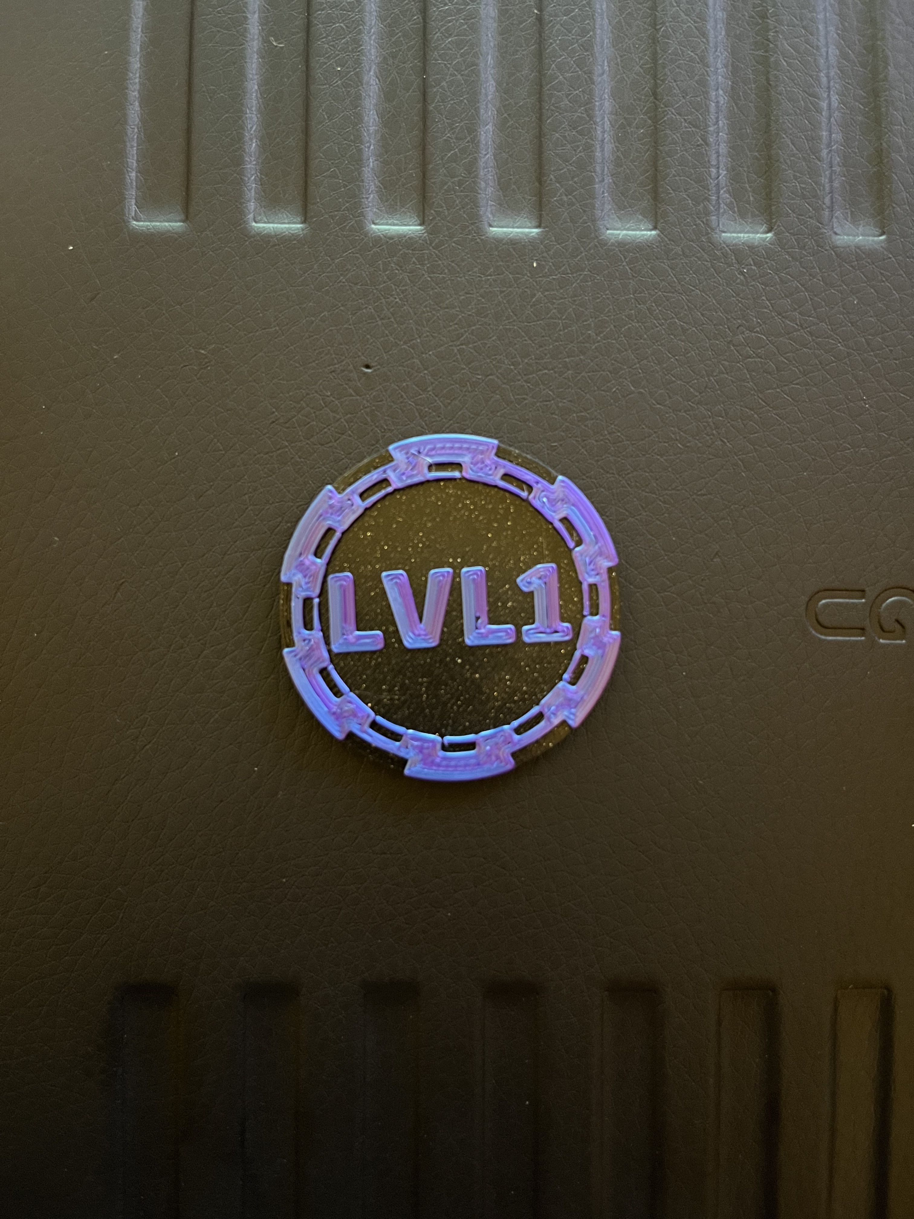 LVL1 Hackerspace maker chip *Manual color swap