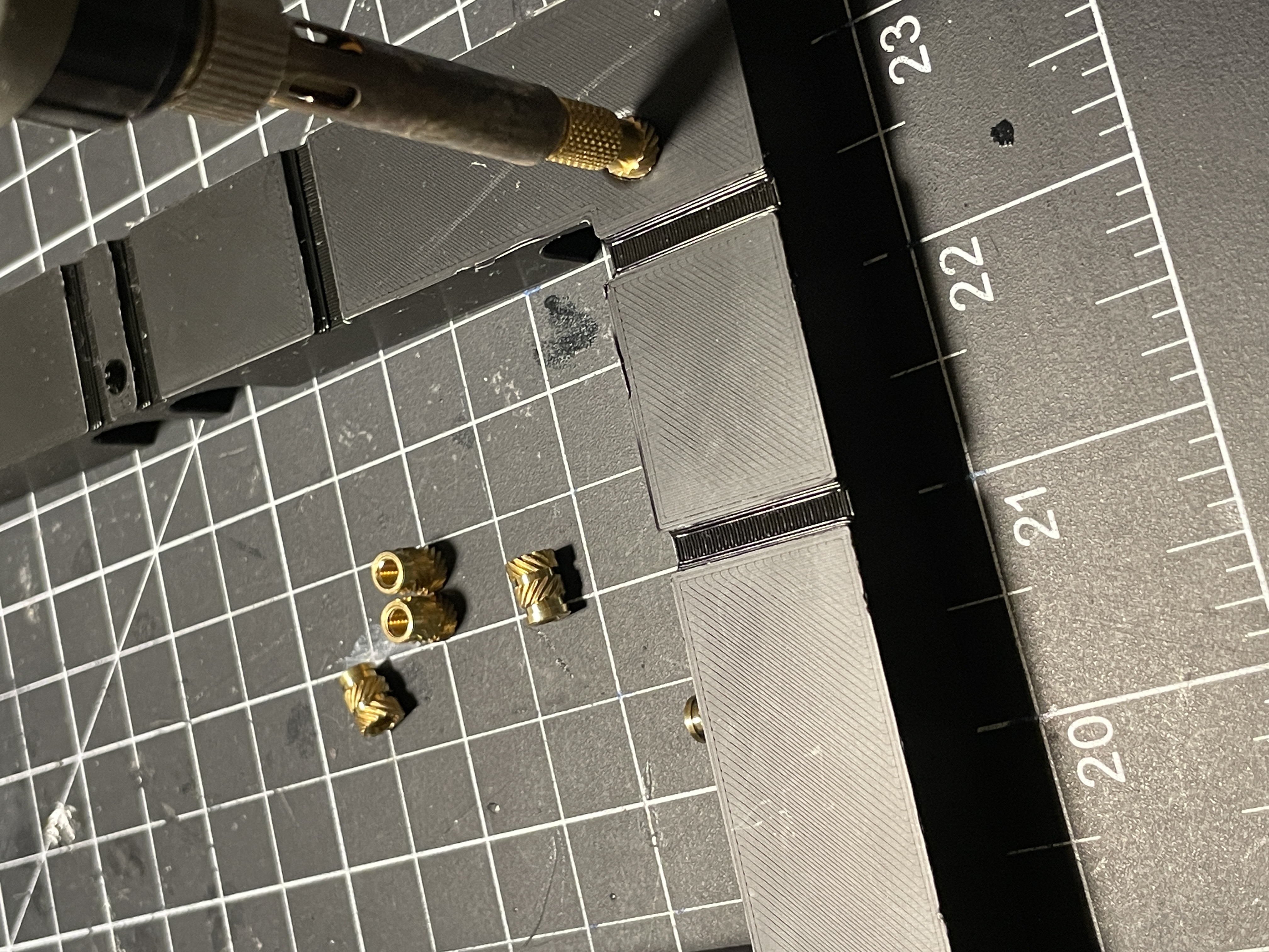 Cloud chamber base