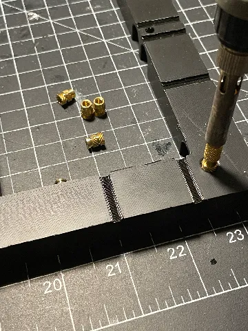 Cloud chamber base