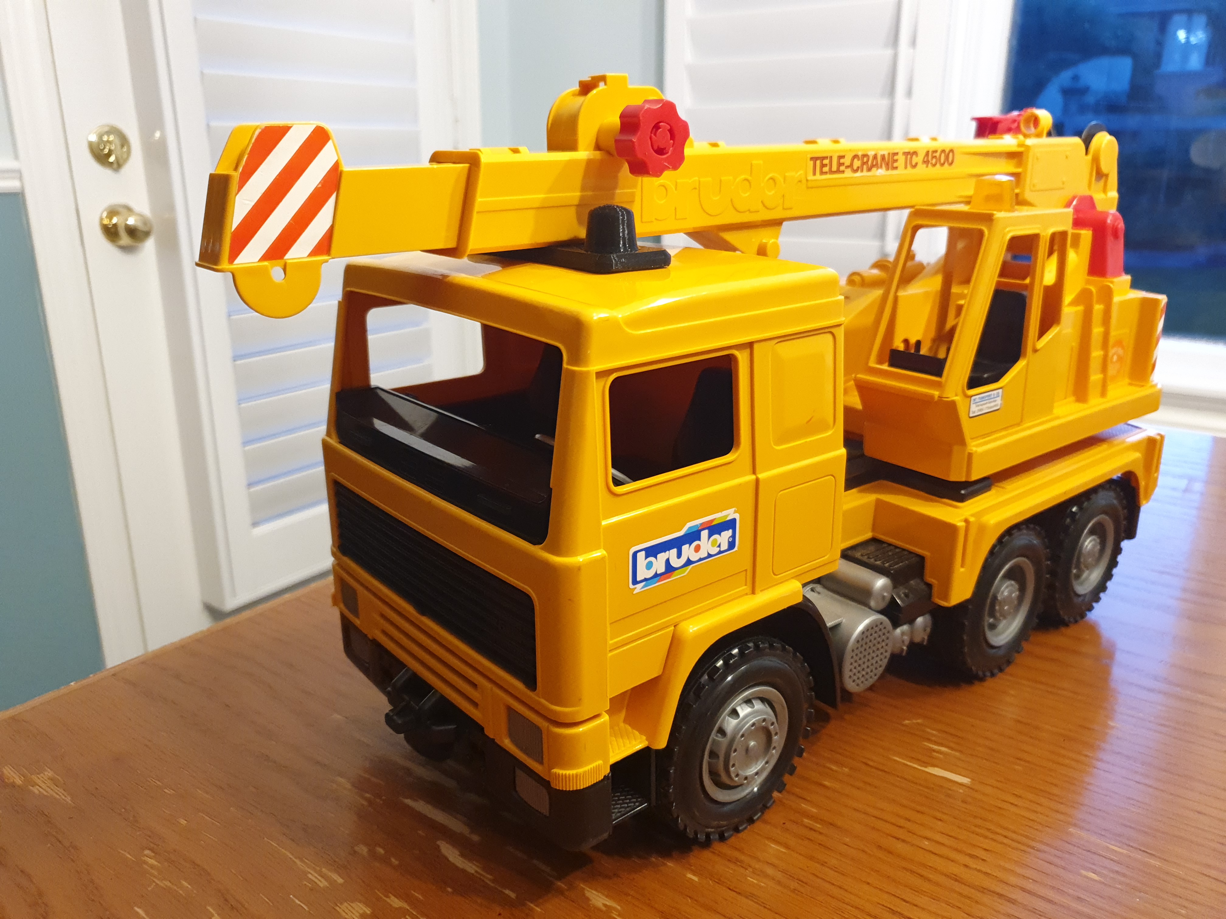 Bruder Crane - Man - Telecrane TC 4500 - Light Bar by DesignAndBuild ...