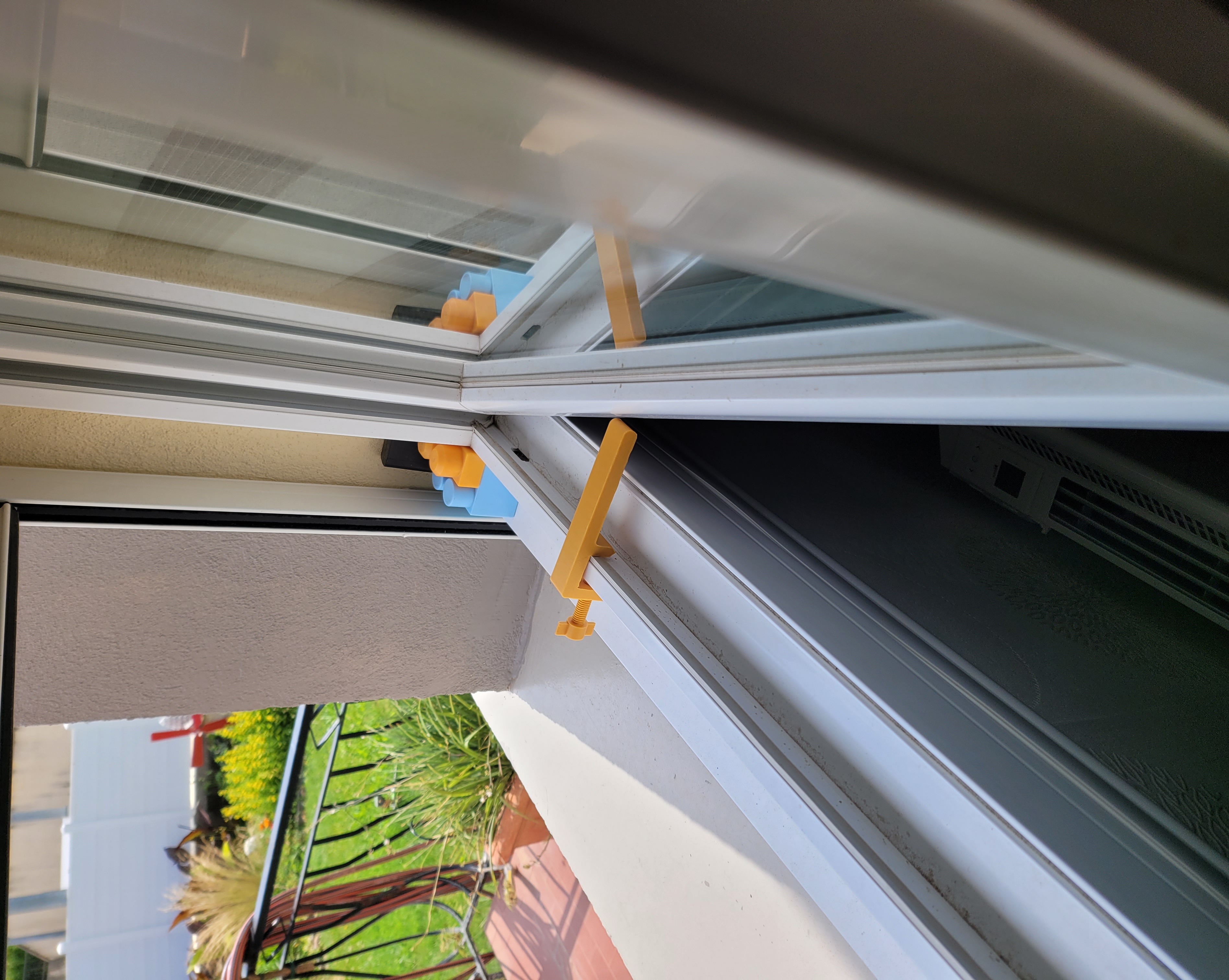 Miniatura 4 do modelo 3D Window Blocker