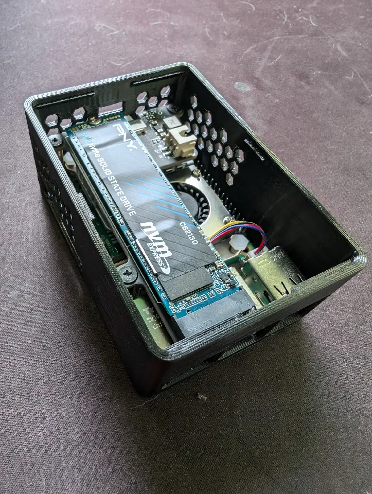 Raspberry Pi 5 case for Geekworm X1001 NVMe Hat by FliesWithWind