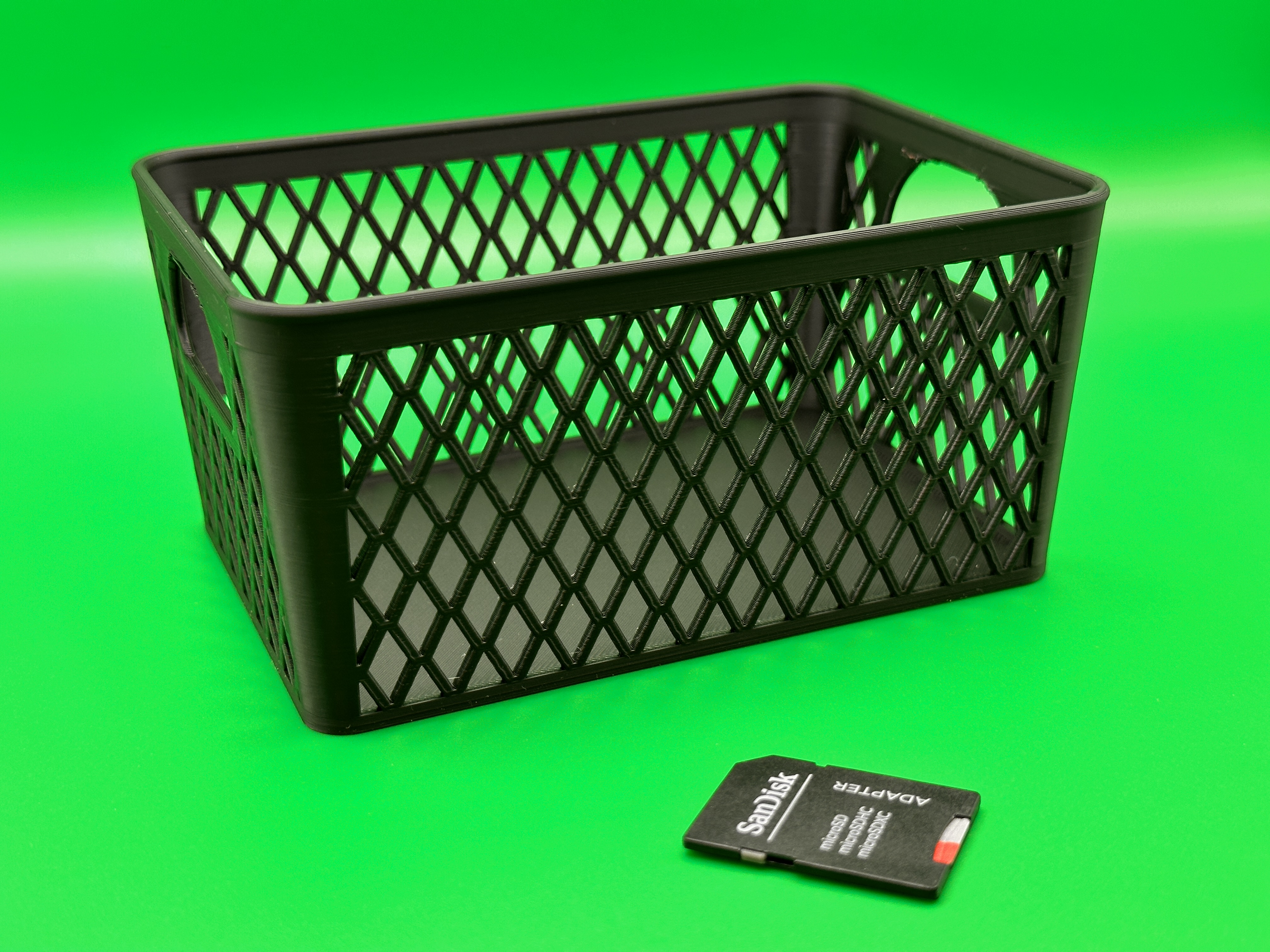 Miniatura 3 do modelo 3D Diamond Pattern Basket - No.3 Style