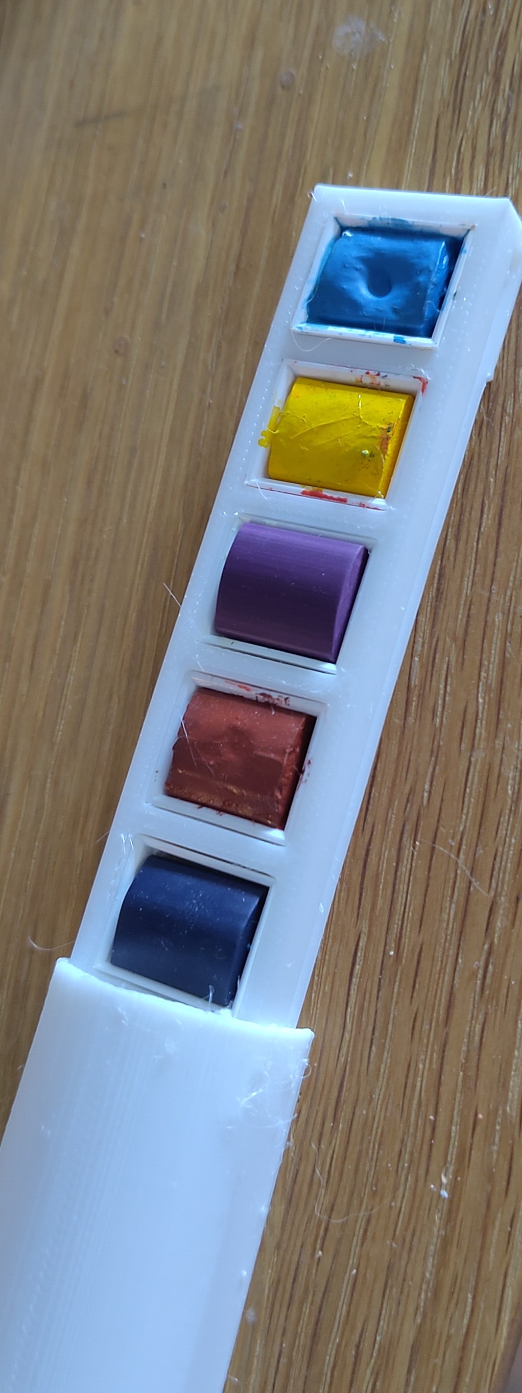 Compact print-in-place watercolour palette