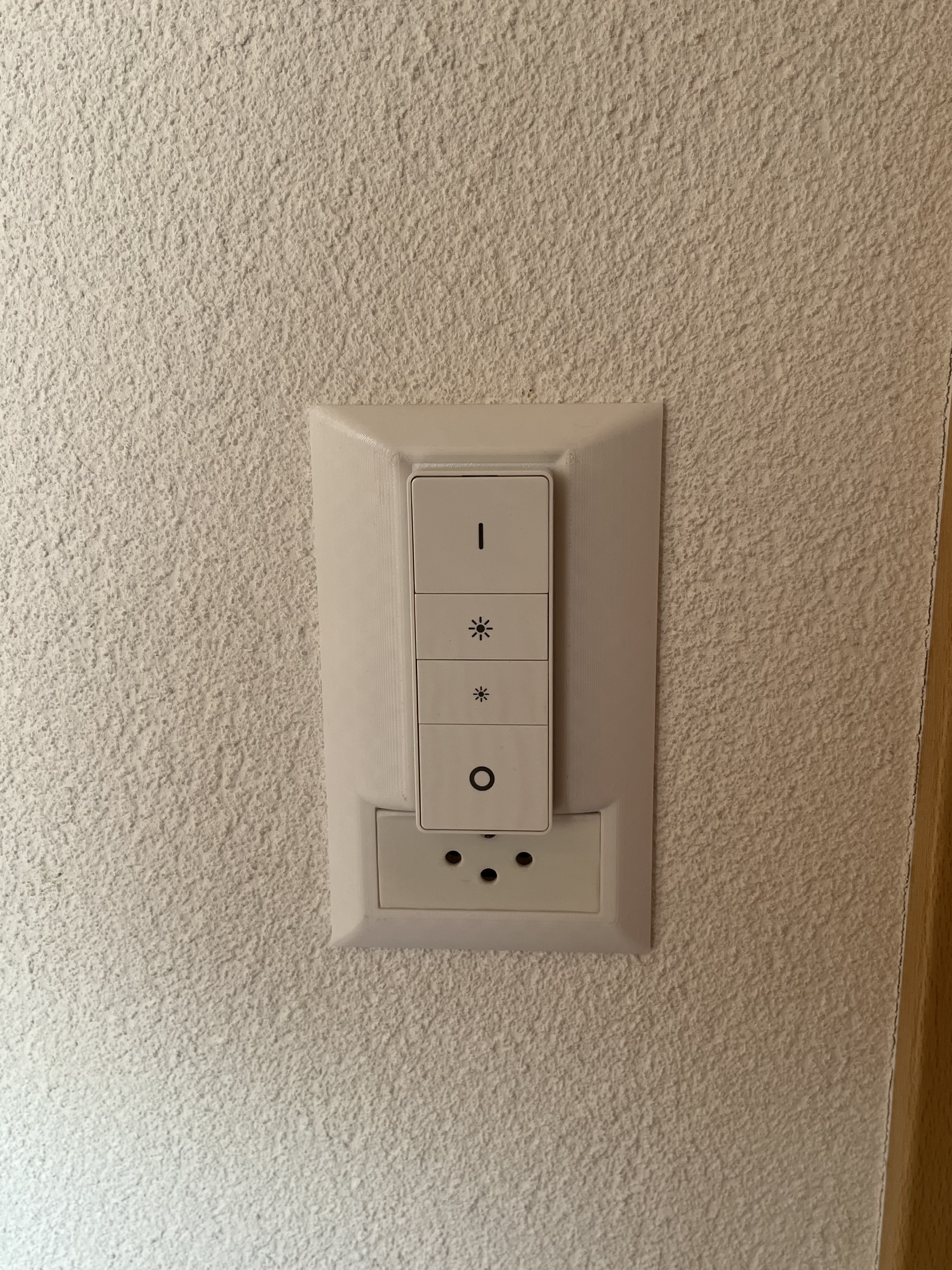 Feller T12+T13 Button/Socket Hue Dimmer Cover