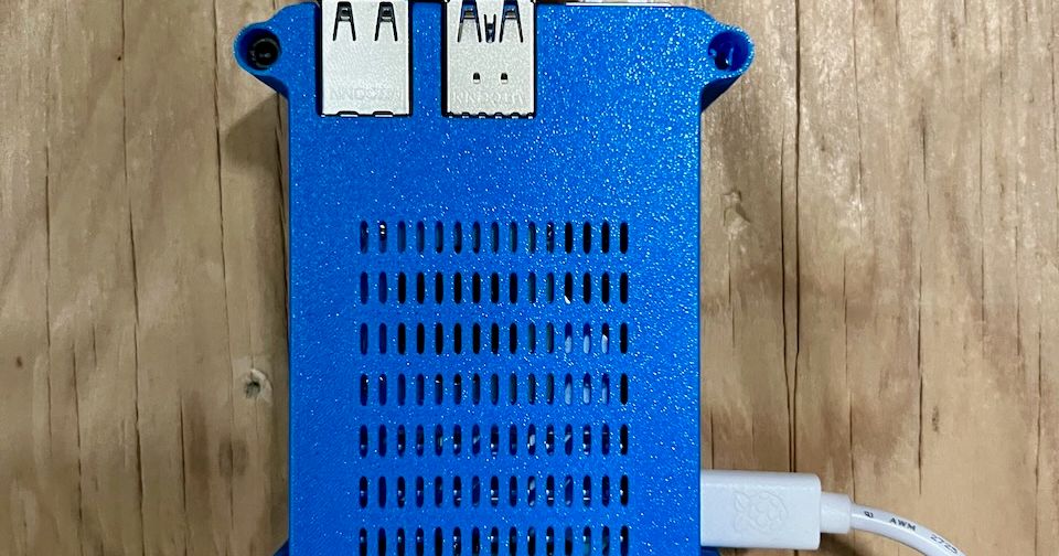 rpi-5-with-nvme-hatdrive-case-with-wall-mounting-holes-by-becca