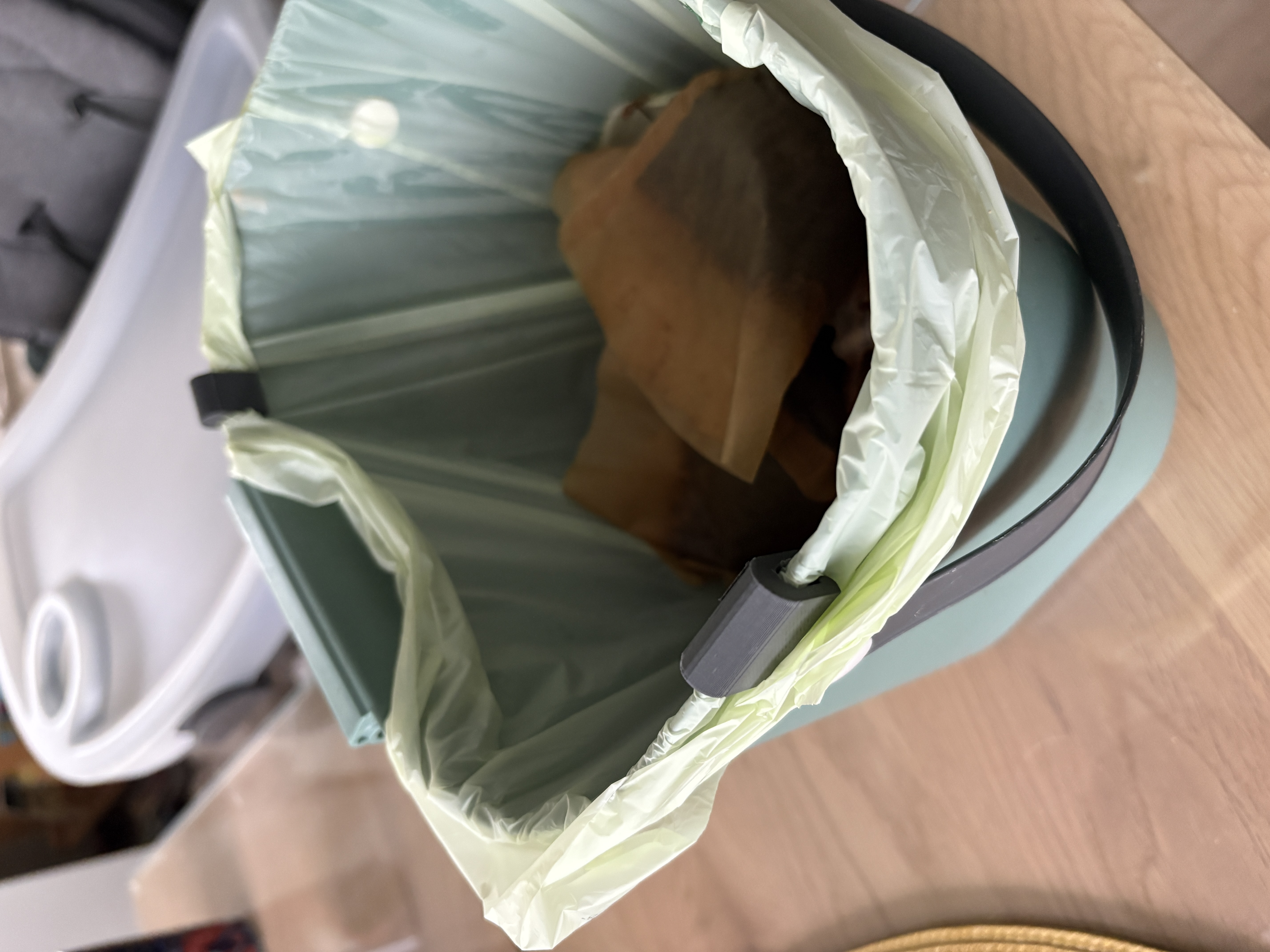 Biobag holder for trash bin