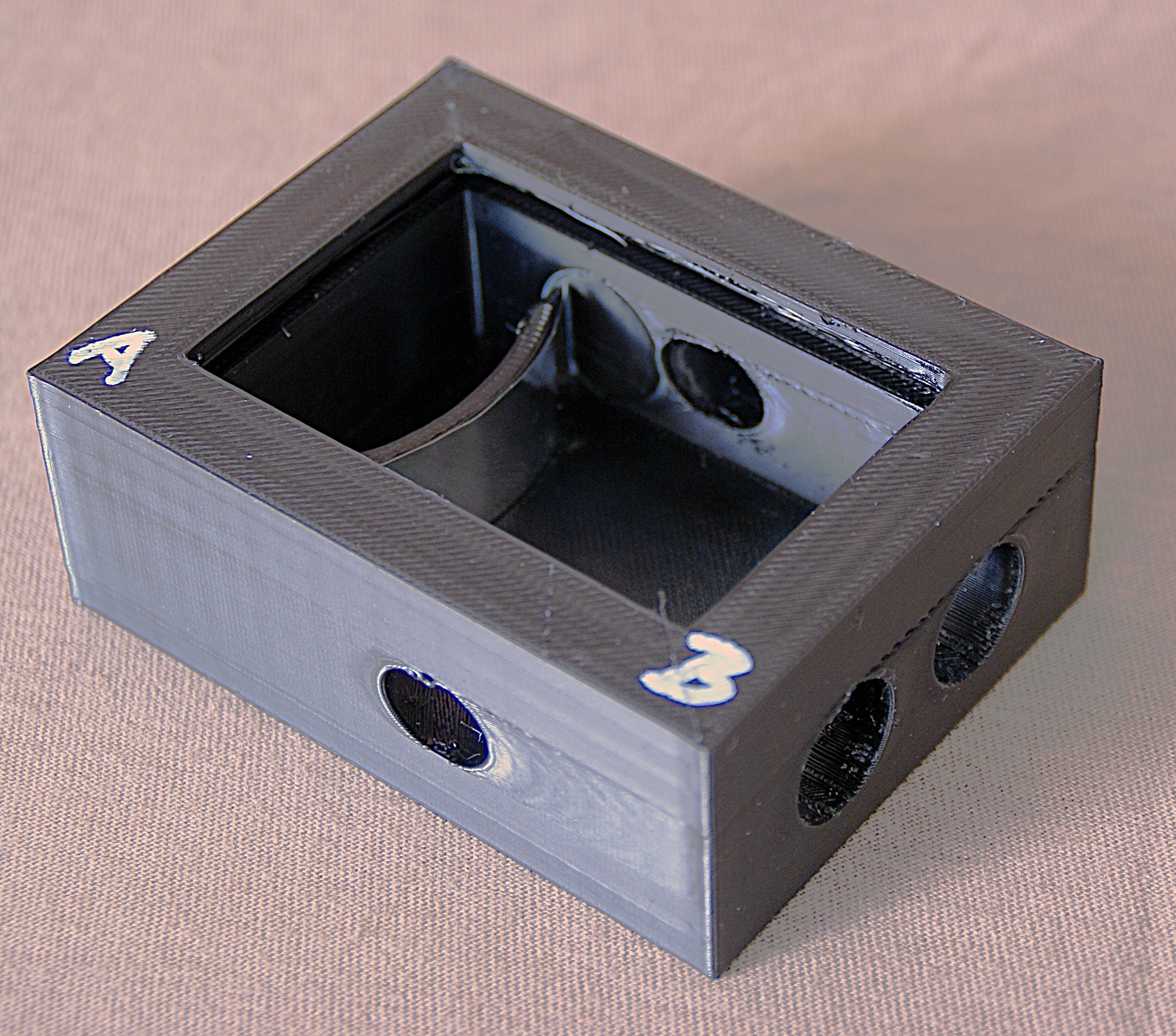 Black boxy pro výuku optiky na ZŠ by Monika Košařová | Download free ...