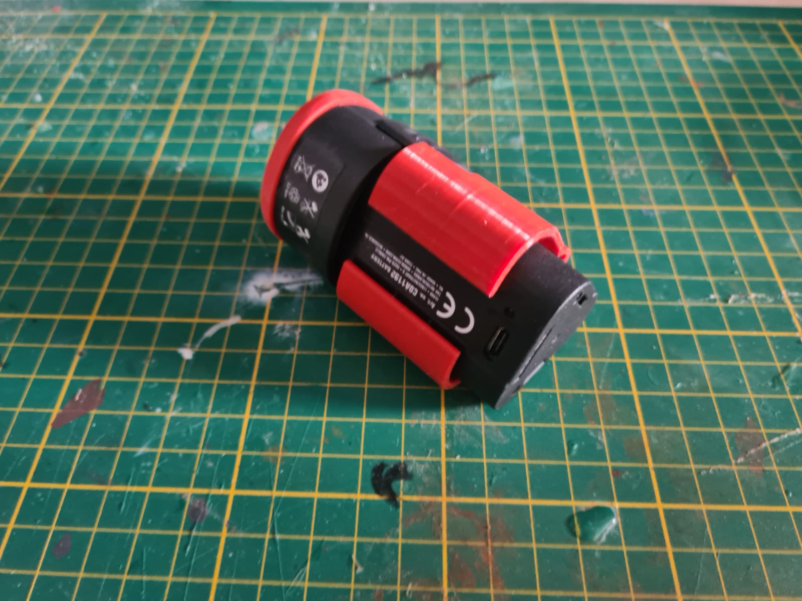 12 volt Ferm AX power battery wall mount by Chlamkanon | Download free ...