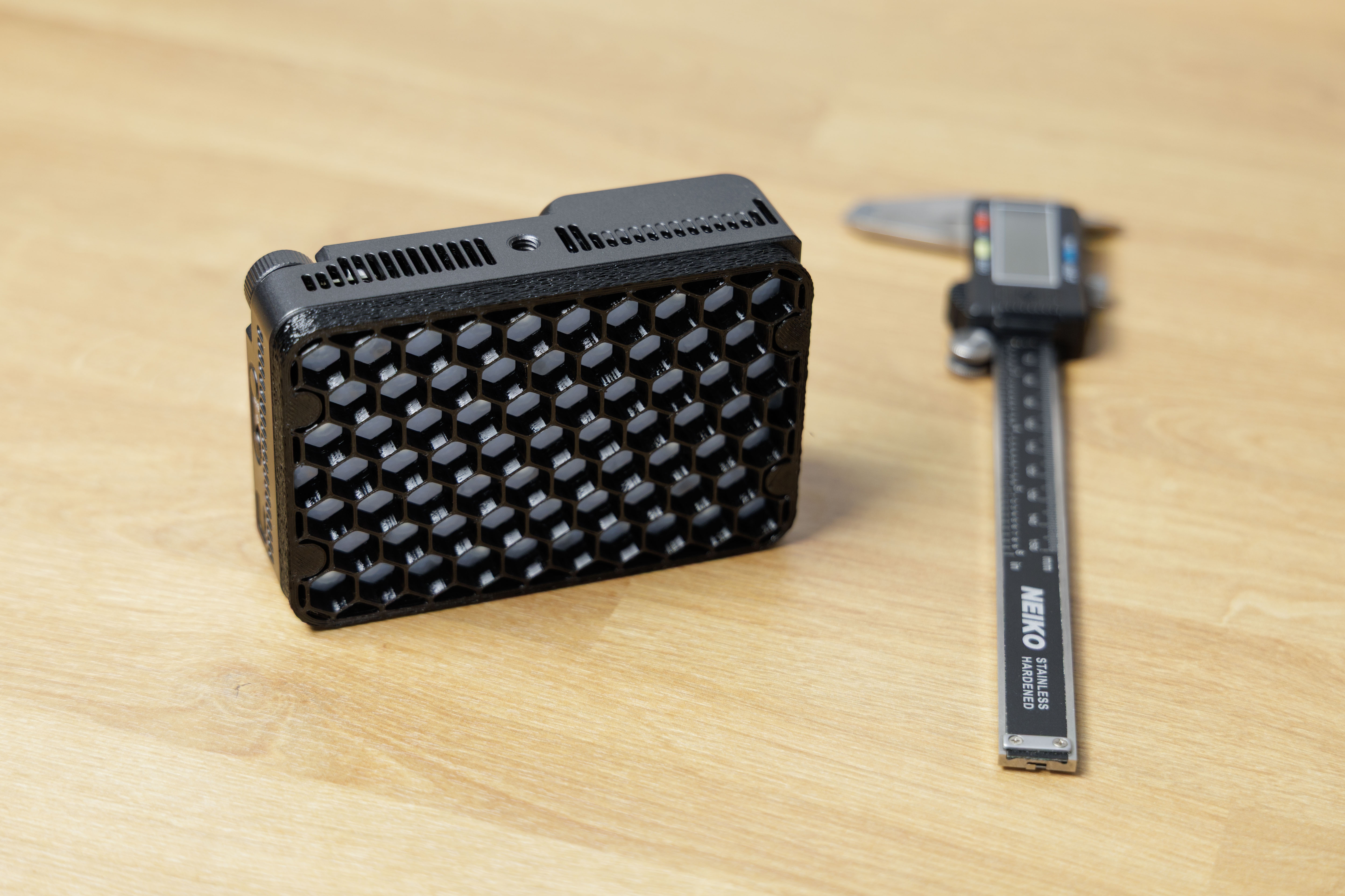 Amaran Ace Honeycomb Grid Light Modifier