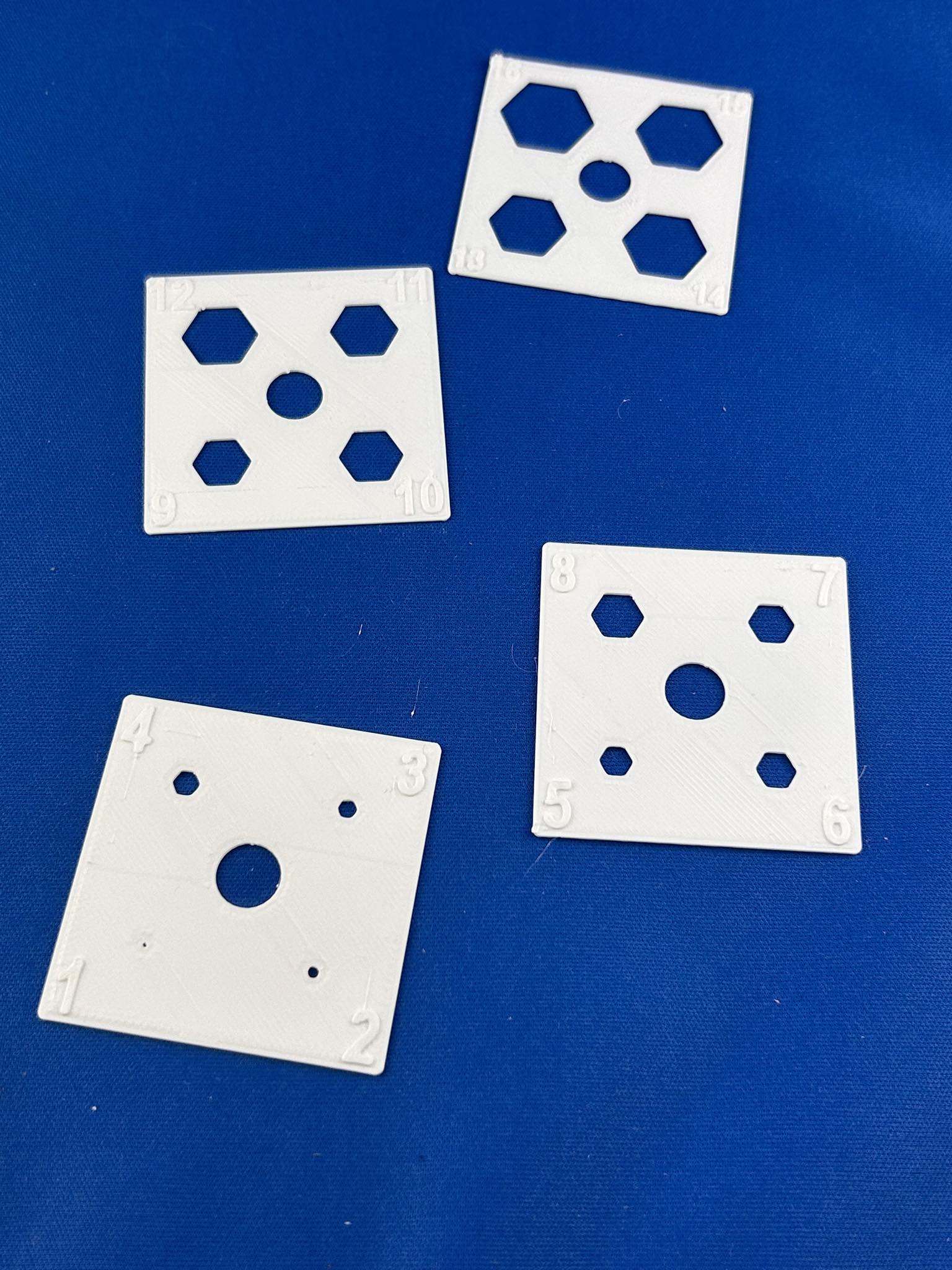 Box of Shapes par CoCo DRUK | Téléchargez gratuitement un modèle STL ...