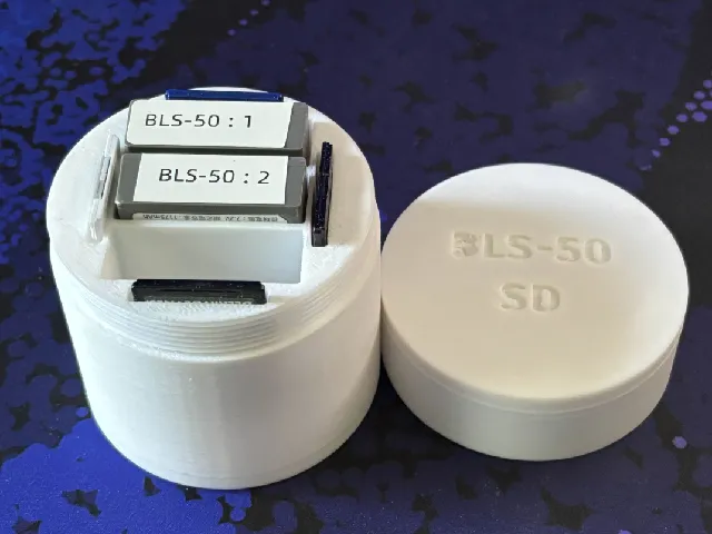 Olympus BLS-50 / SD Card Holder