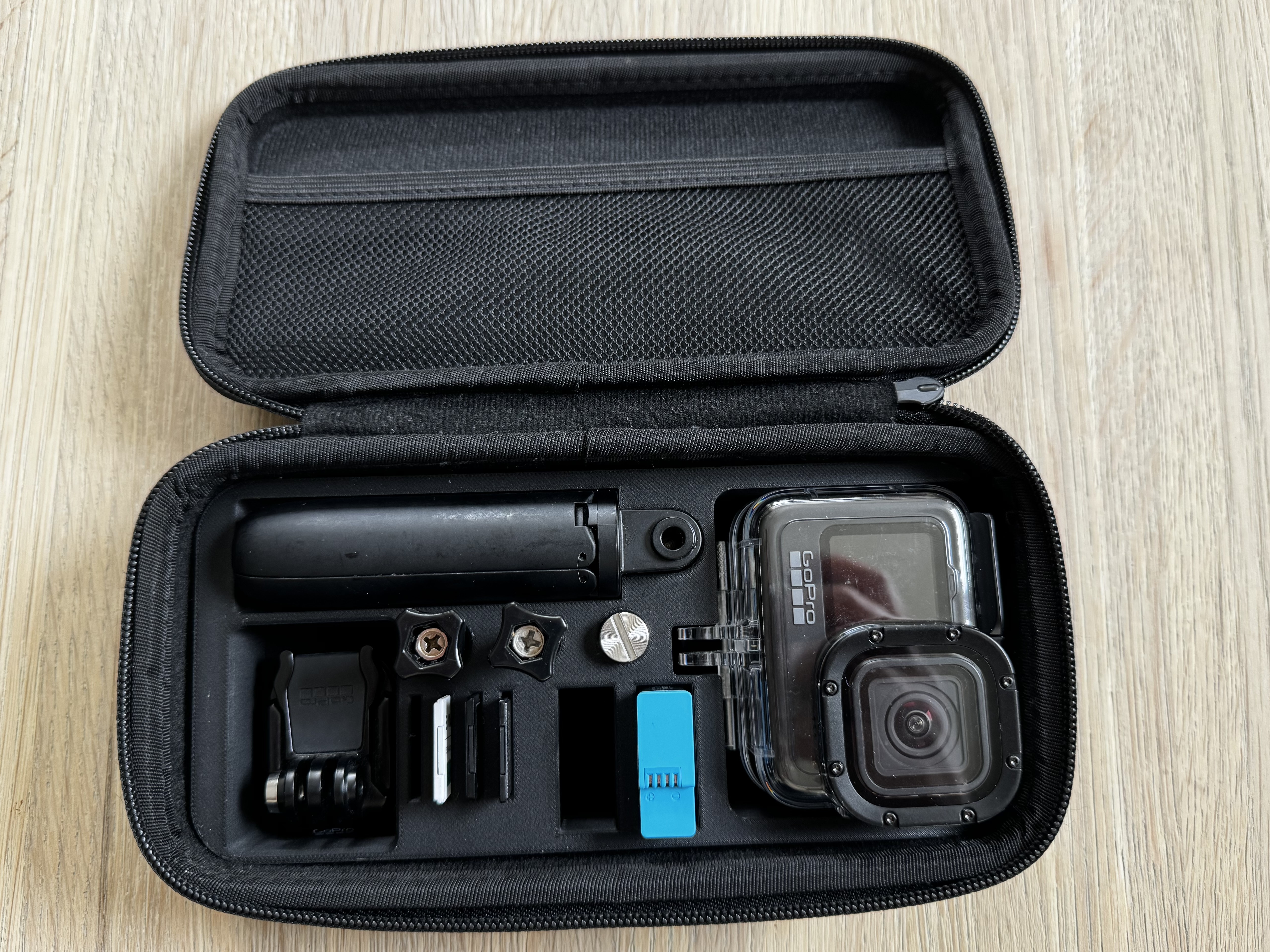 Miniatura 2 do modelo 3D GoPro Case Organizer Insert