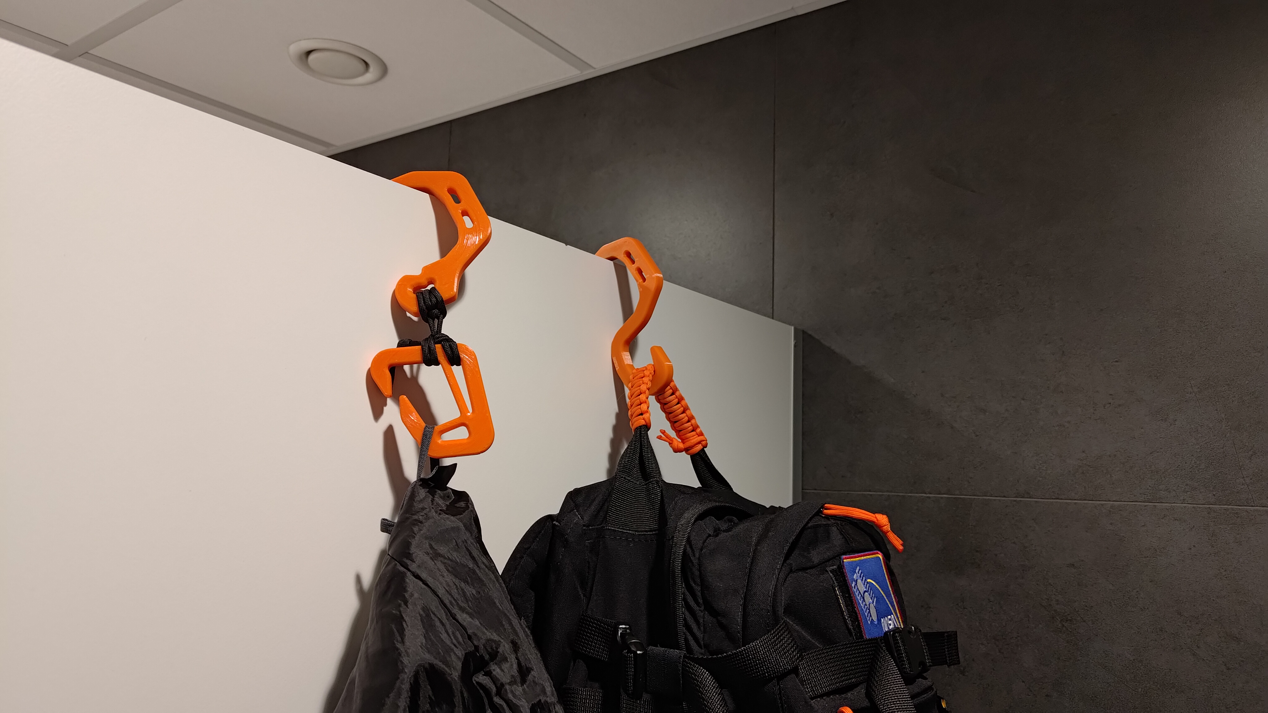 Universal backpack/jacket hook - Contest reupload