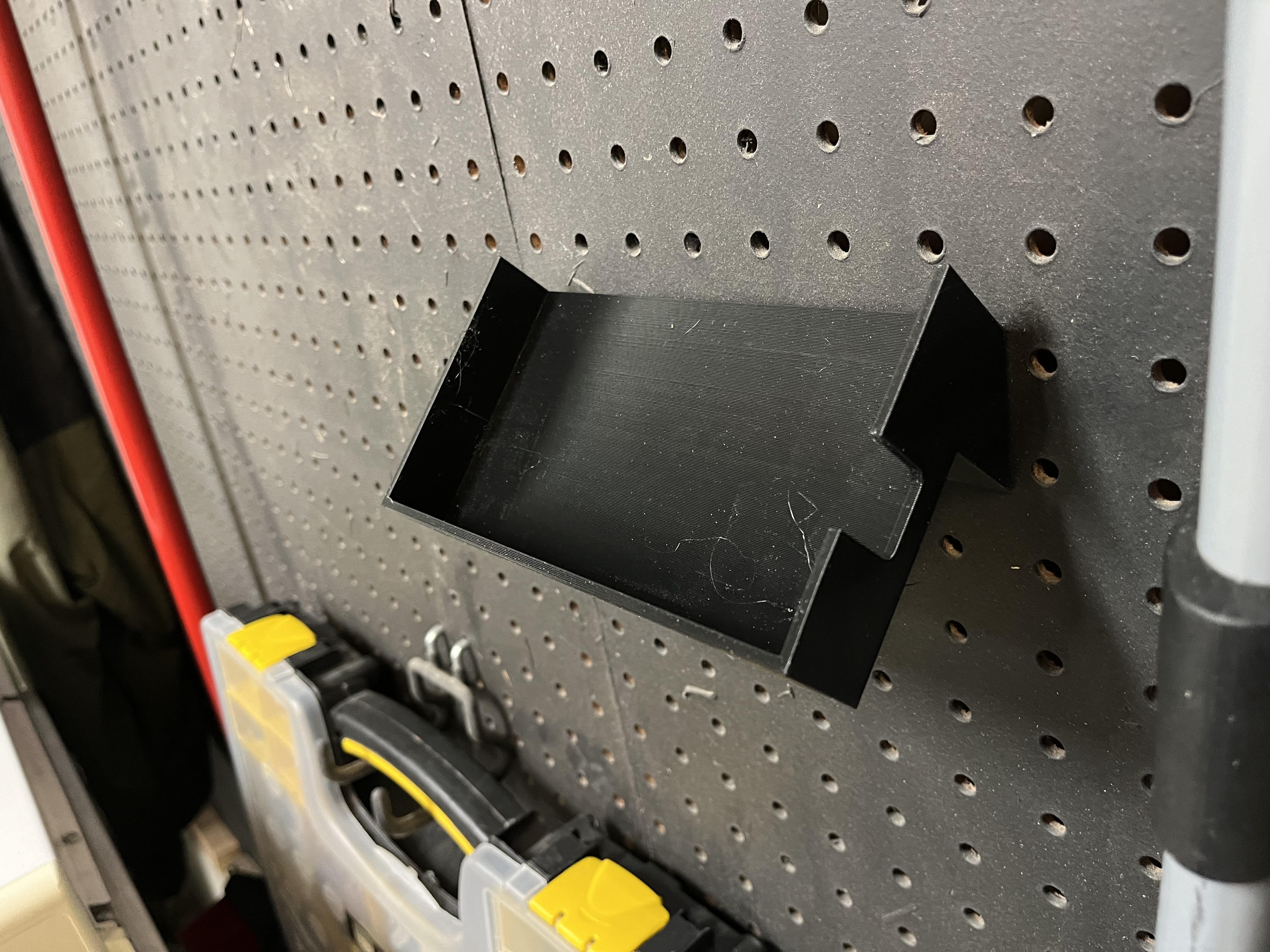 Silicone Wood Glue Tray Pegboard Mount by CrematedEmpanada Download