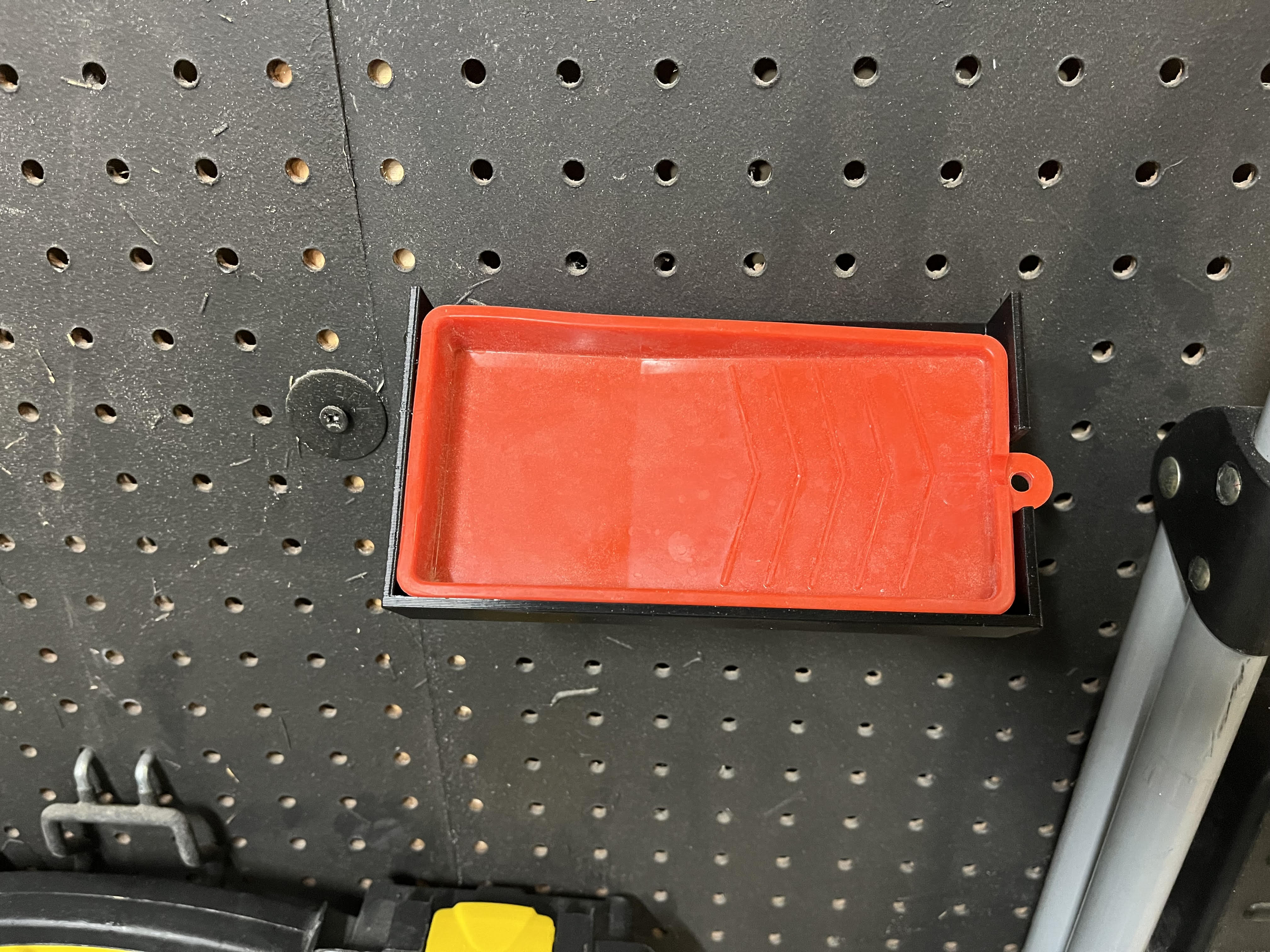 Silicone Wood Glue Tray Pegboard Mount by CrematedEmpanada Download