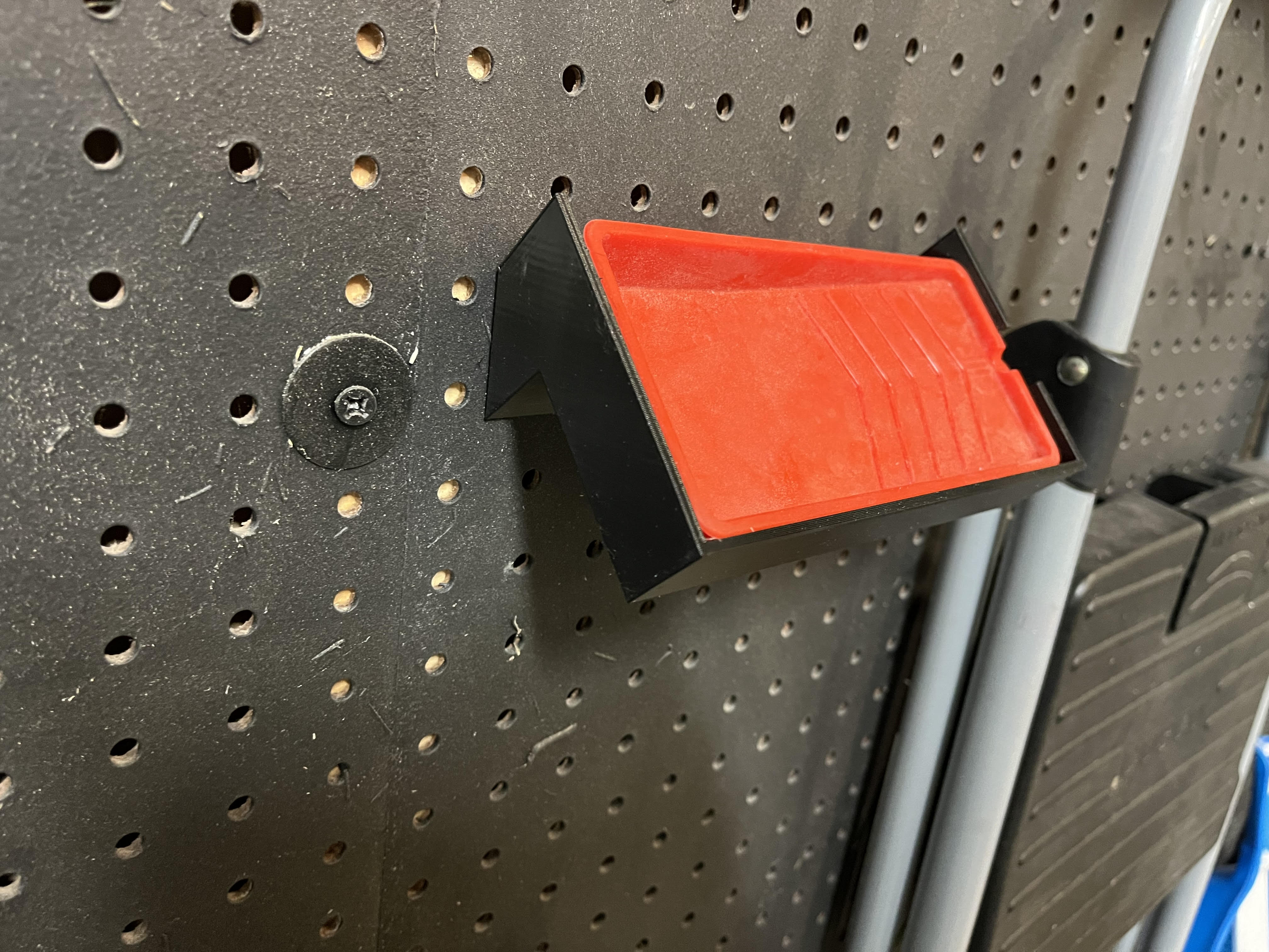 Silicone Wood Glue Tray Pegboard Mount by CrematedEmpanada Download