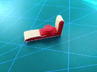 Perpendicular sandpaper holder