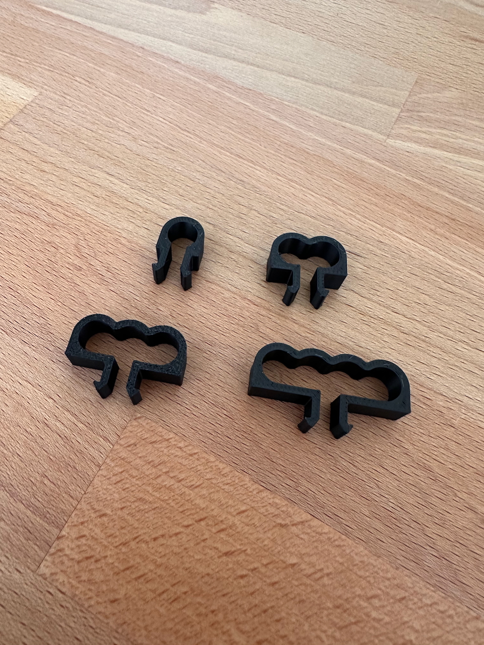 Simrig cable clips